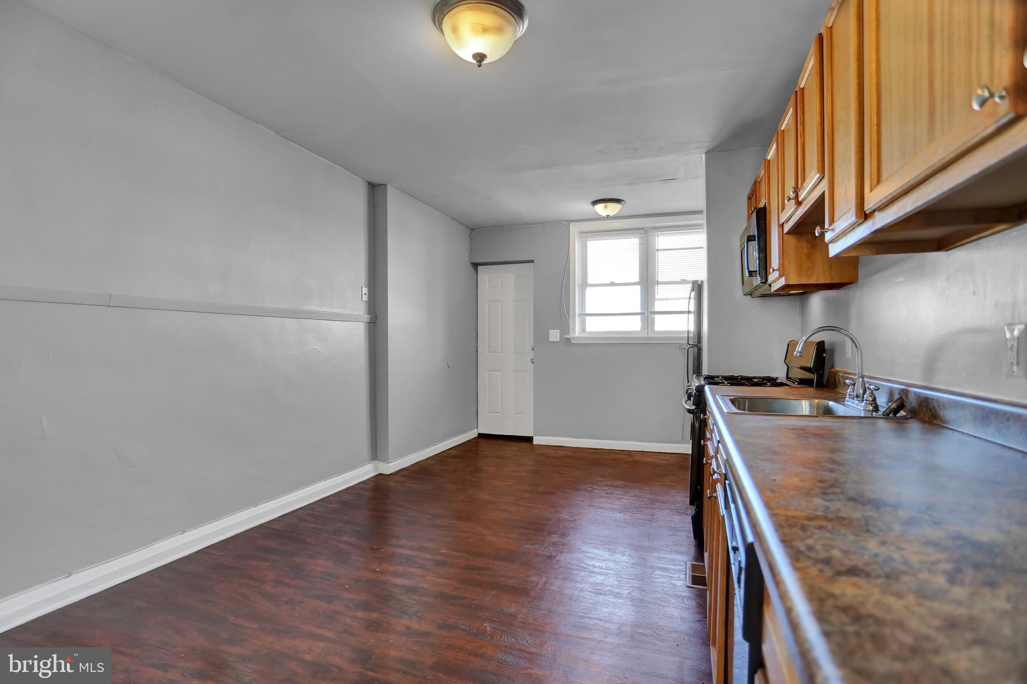 BALTIMORE HIGHLANDS - Residential Lease