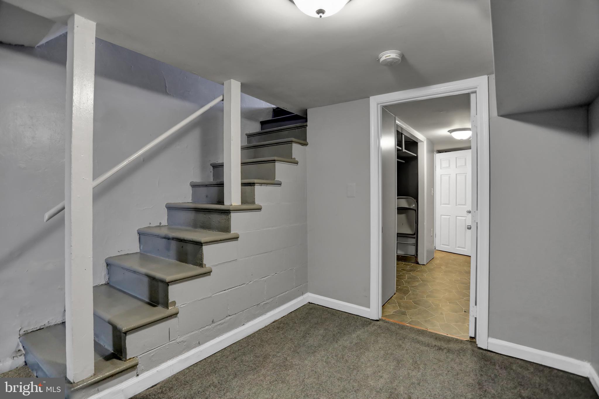 BALTIMORE HIGHLANDS - Residential Lease