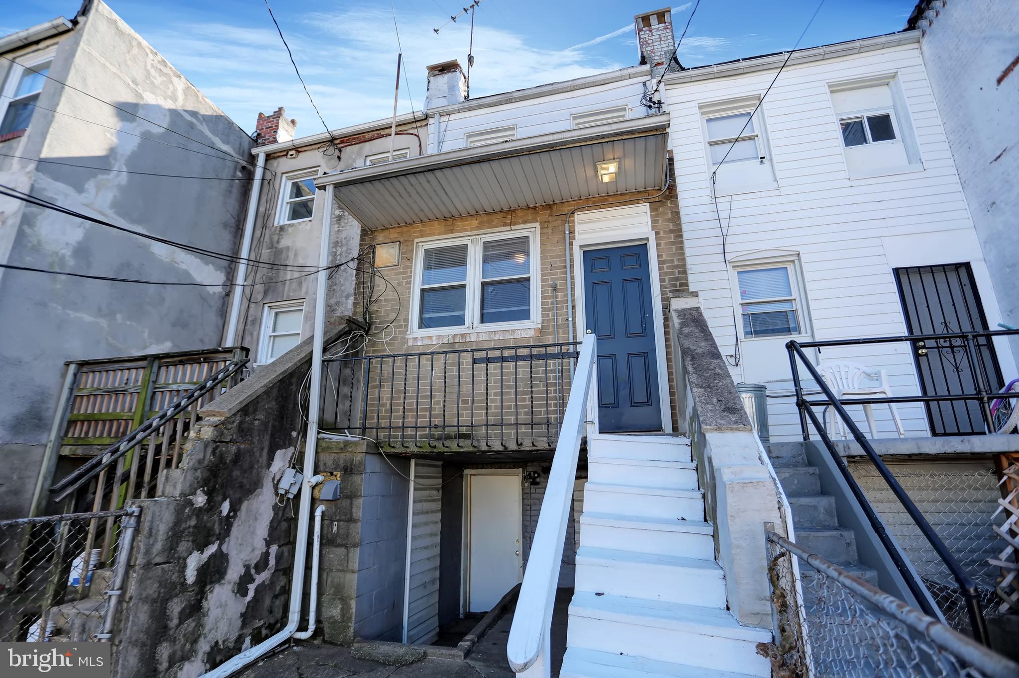 BALTIMORE HIGHLANDS - Residential Lease