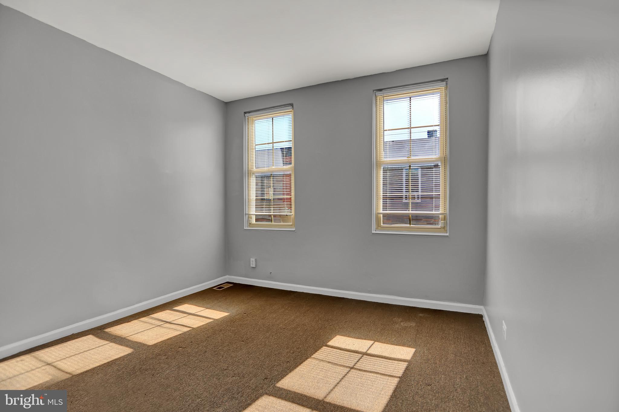 BALTIMORE HIGHLANDS - Residential Lease