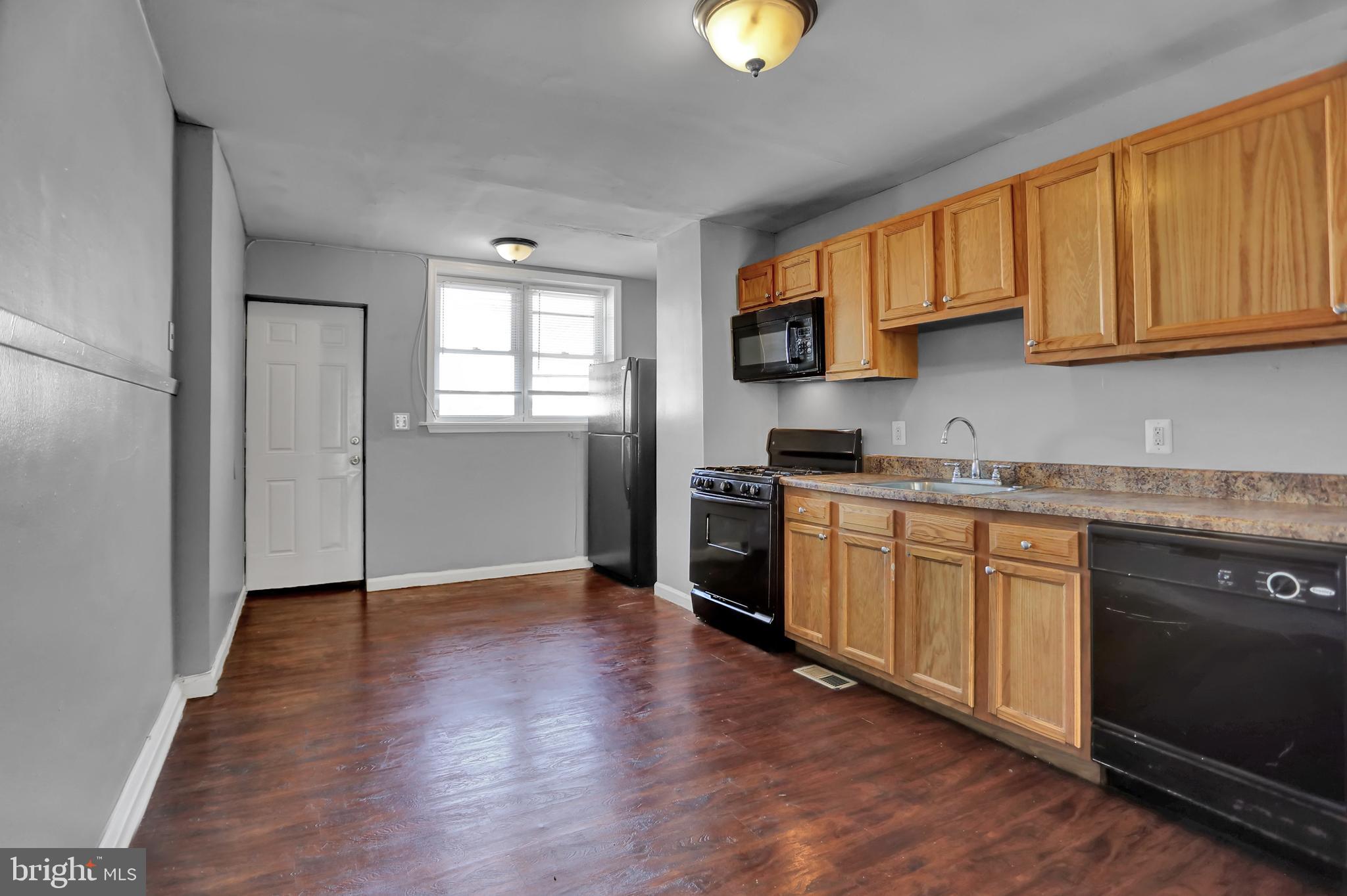 BALTIMORE HIGHLANDS - Residential Lease