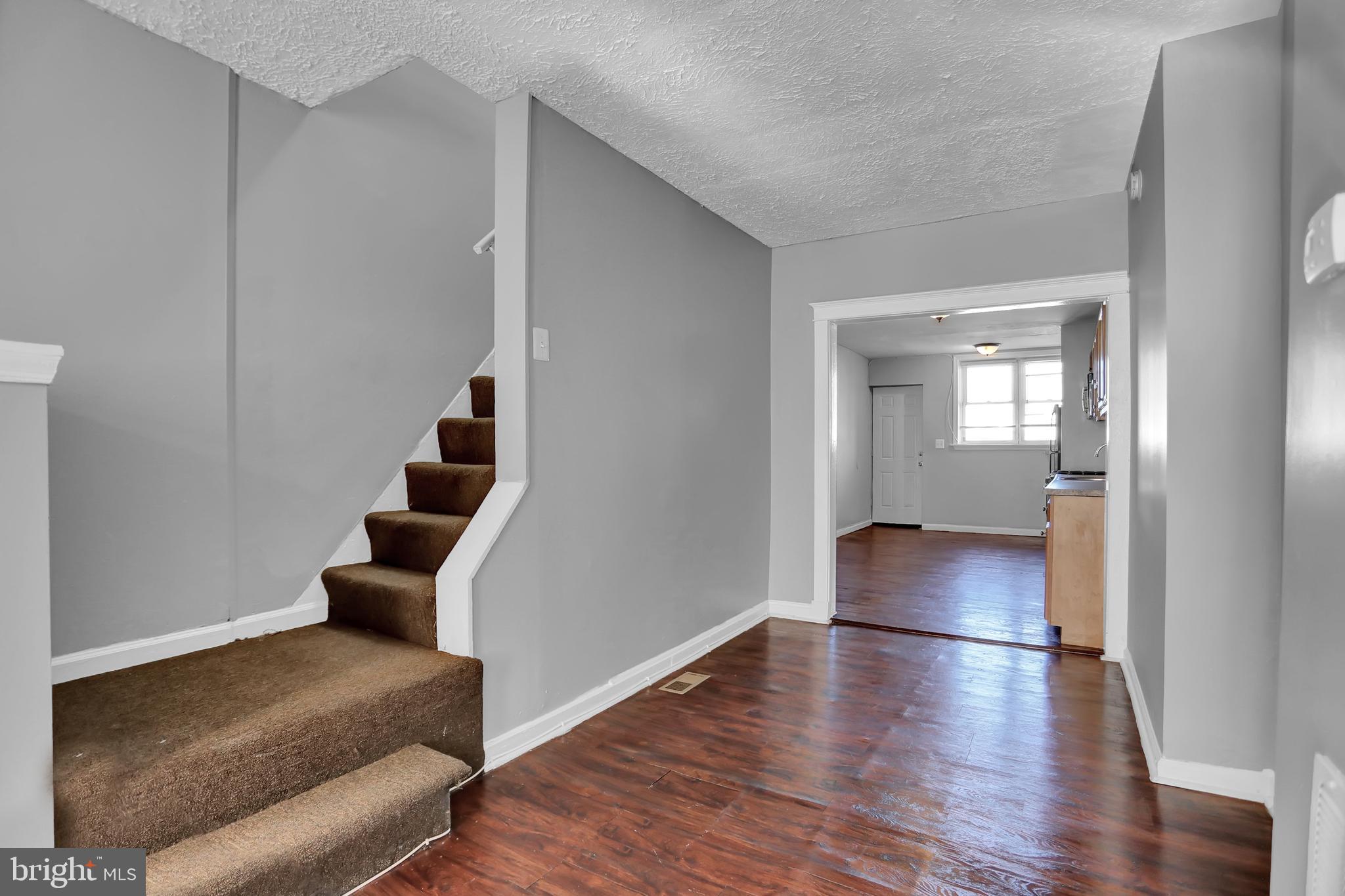 BALTIMORE HIGHLANDS - Residential Lease