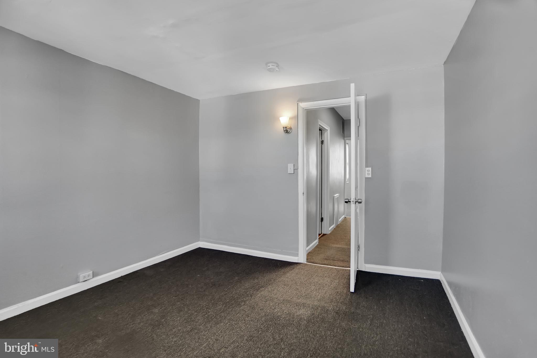 BALTIMORE HIGHLANDS - Residential Lease