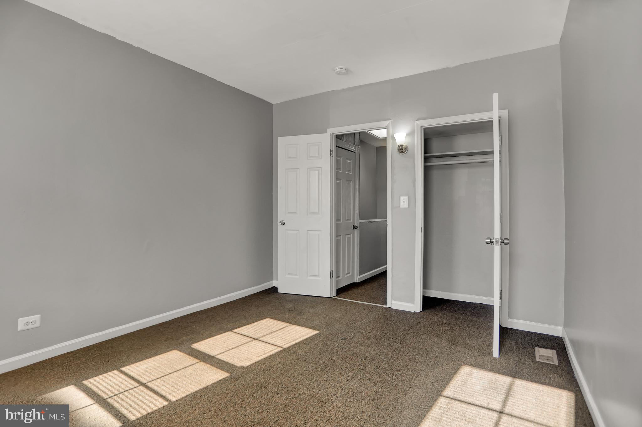 BALTIMORE HIGHLANDS - Residential Lease