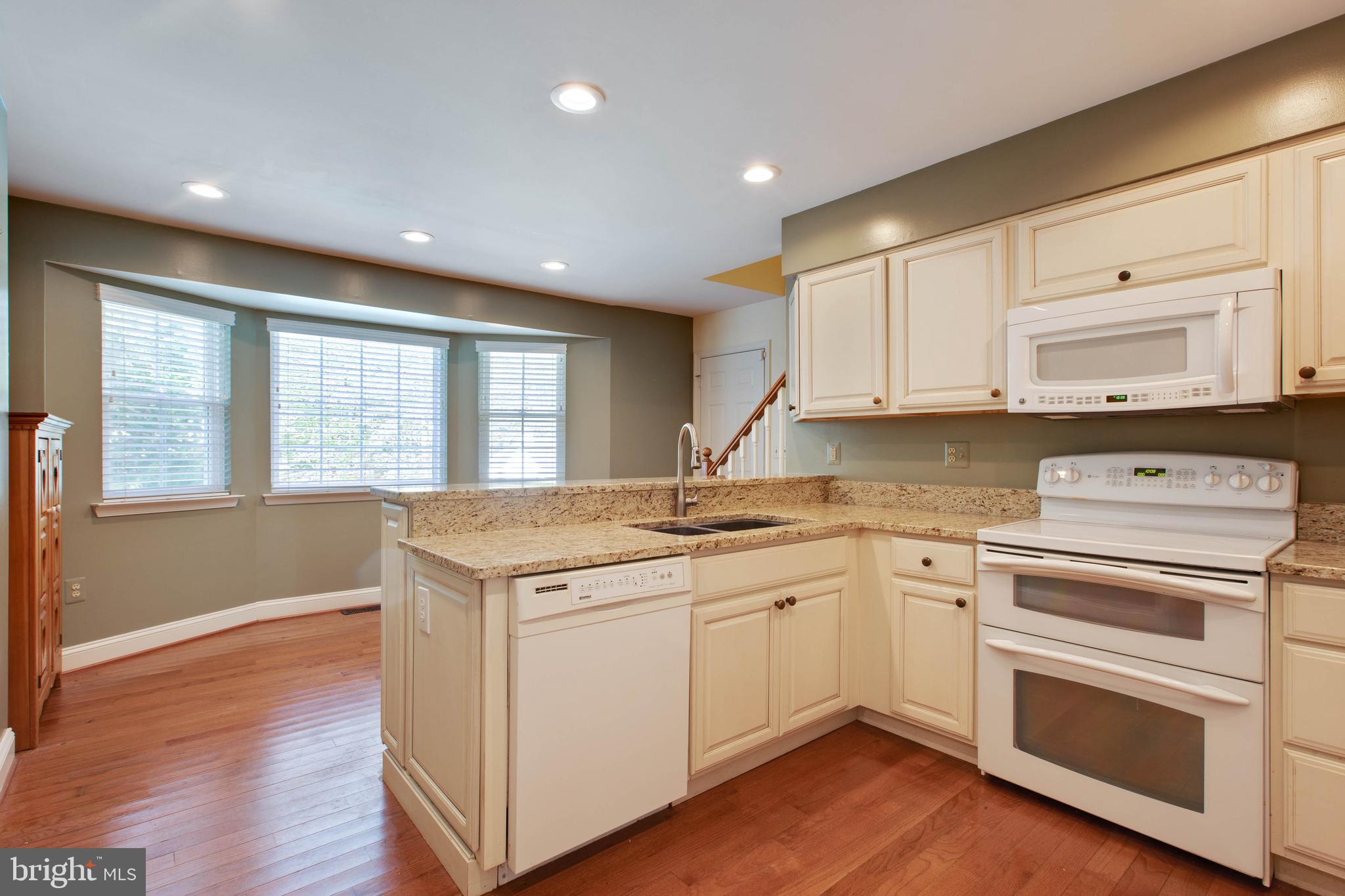 KINGS GRANT LA PLATA - Residential