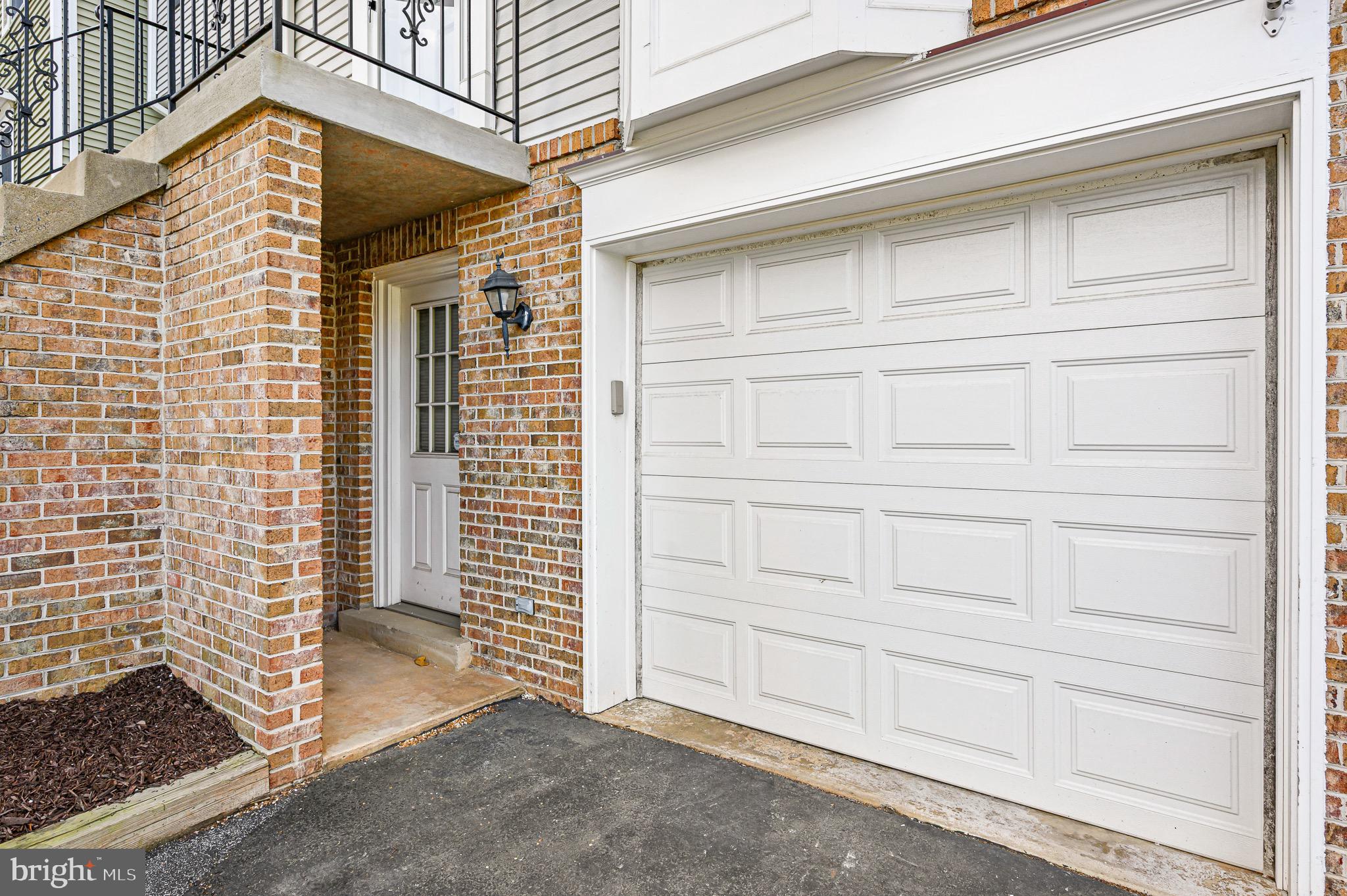 COUNTRYSIDE - Residential