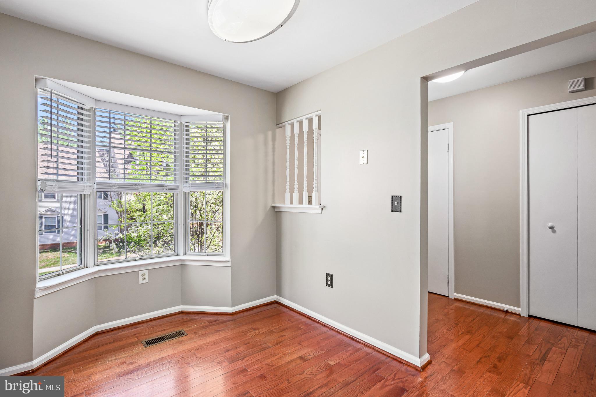 COUNTRYSIDE - Residential