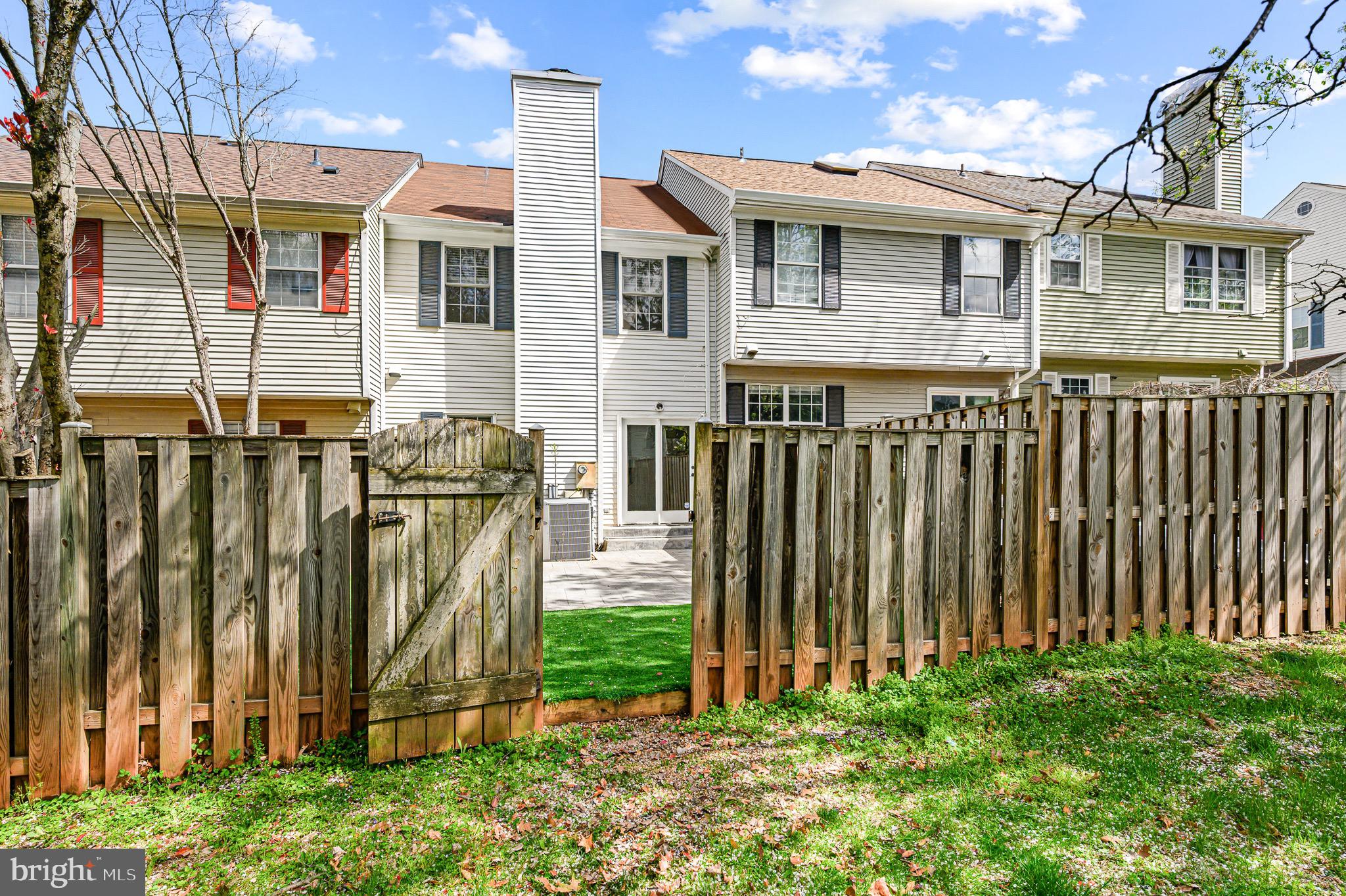 COUNTRYSIDE - Residential