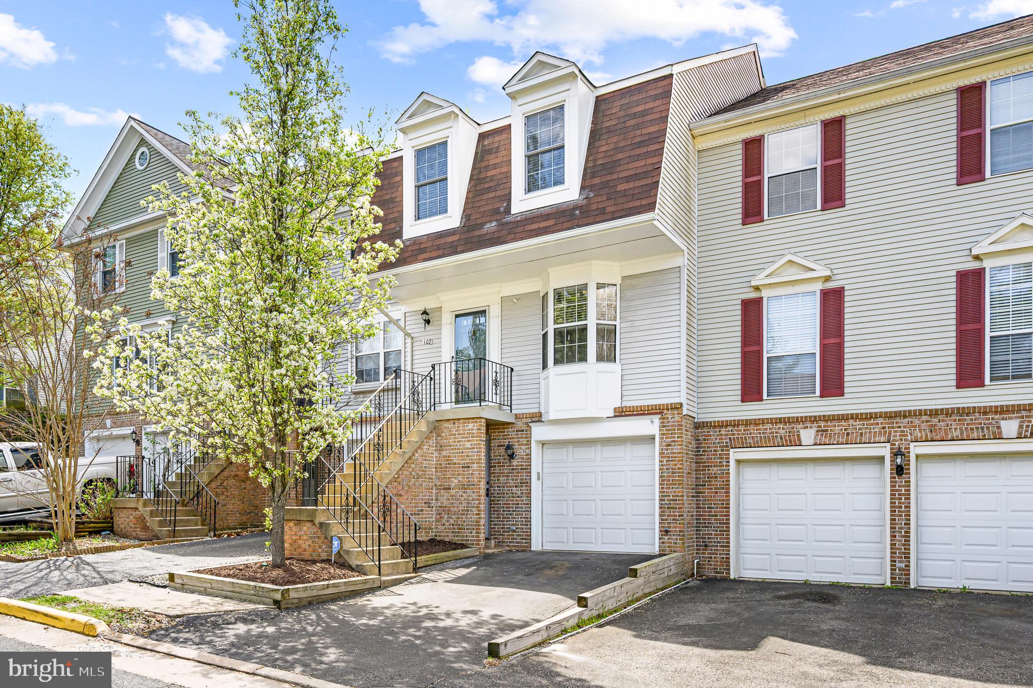 COUNTRYSIDE - Residential