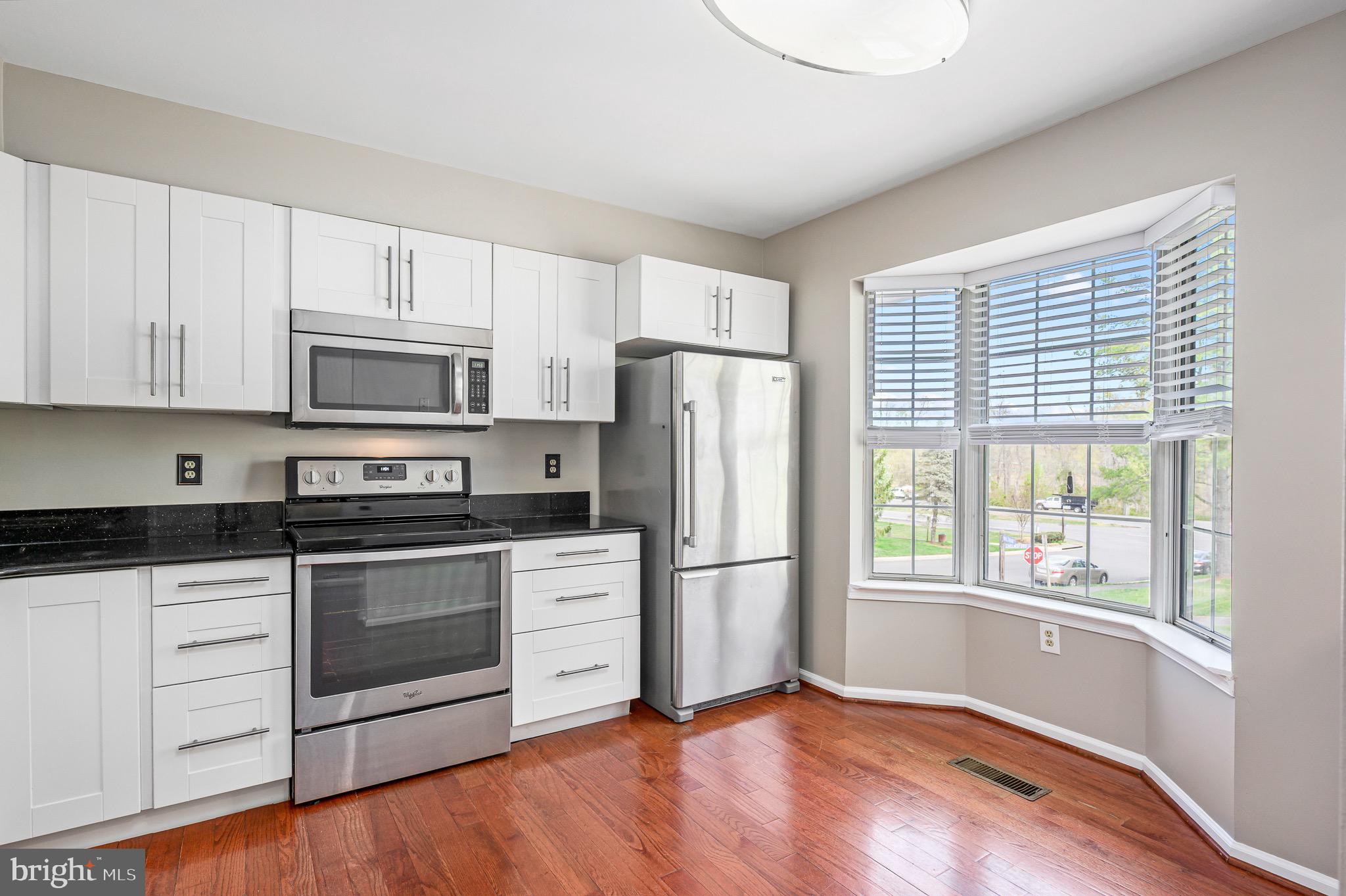 COUNTRYSIDE - Residential