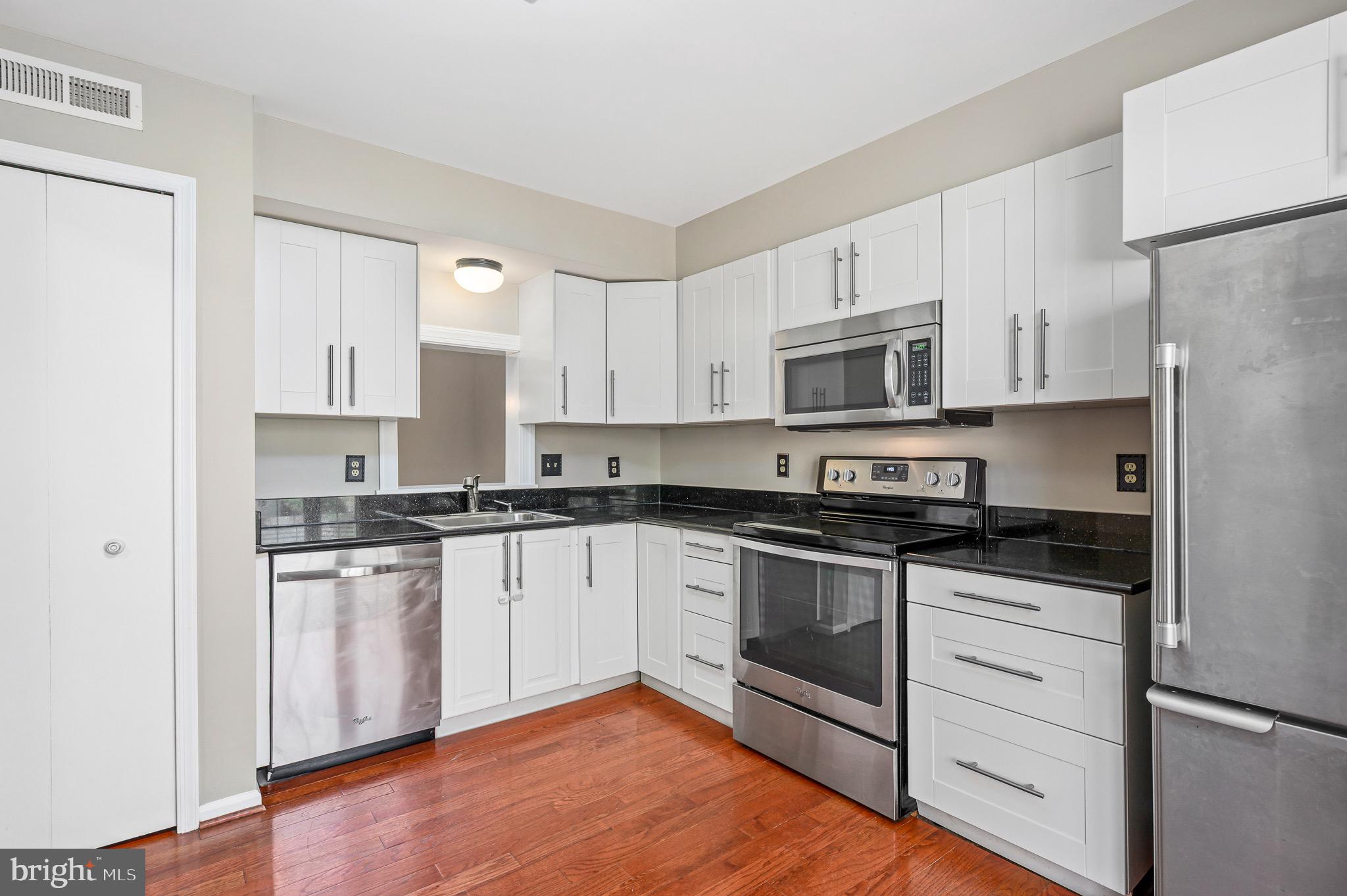 COUNTRYSIDE - Residential