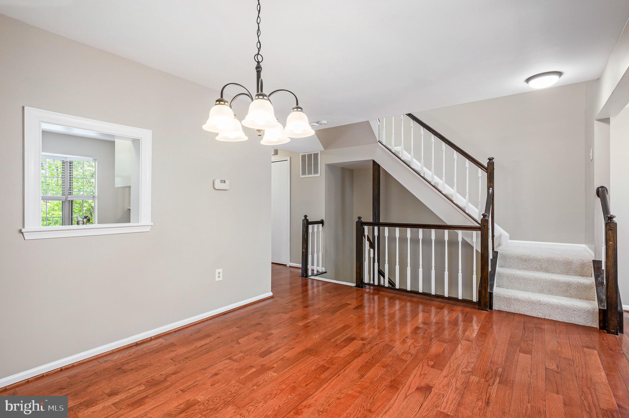 COUNTRYSIDE - Residential