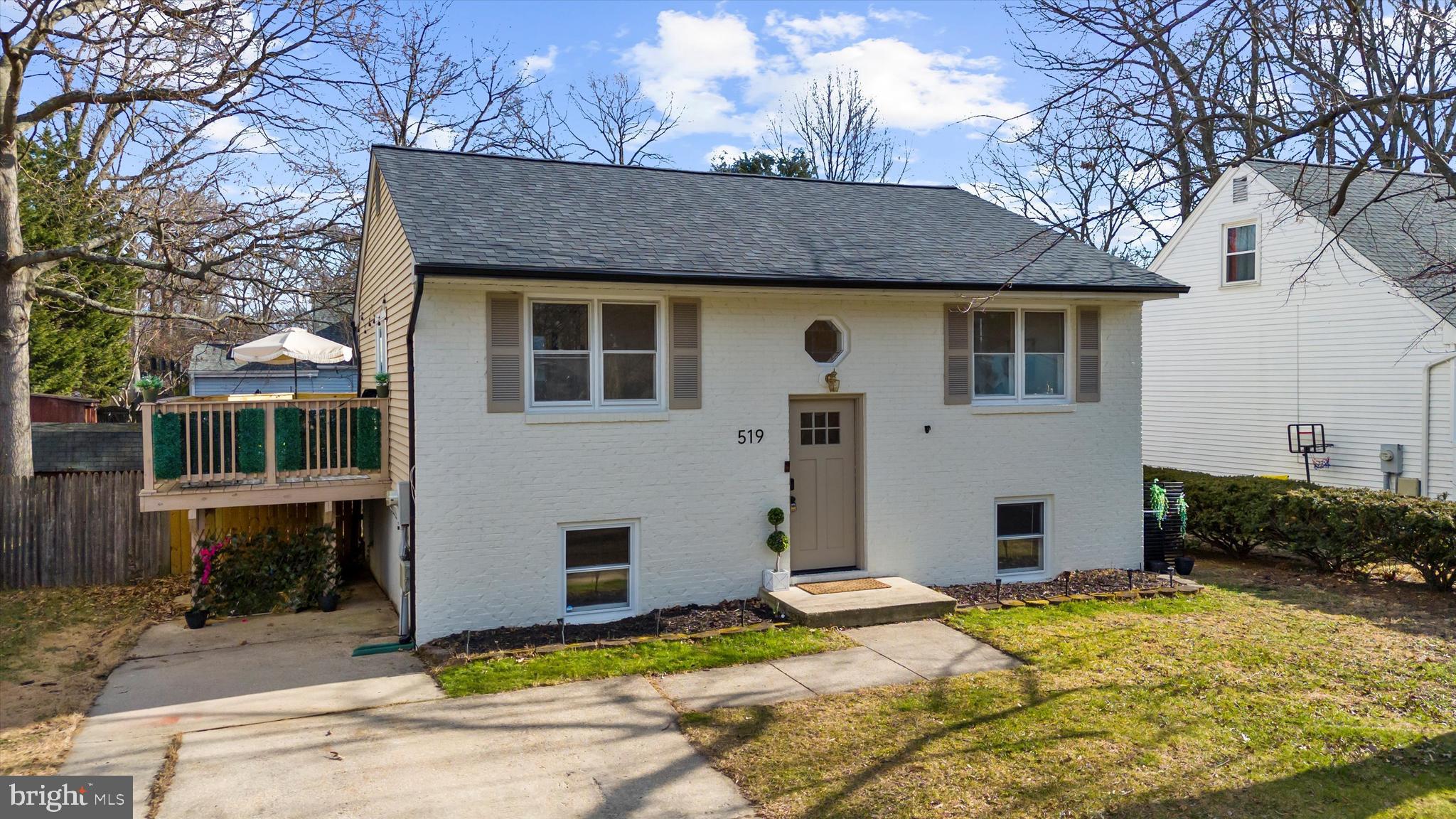 CARROLLTON MANOR - Residential