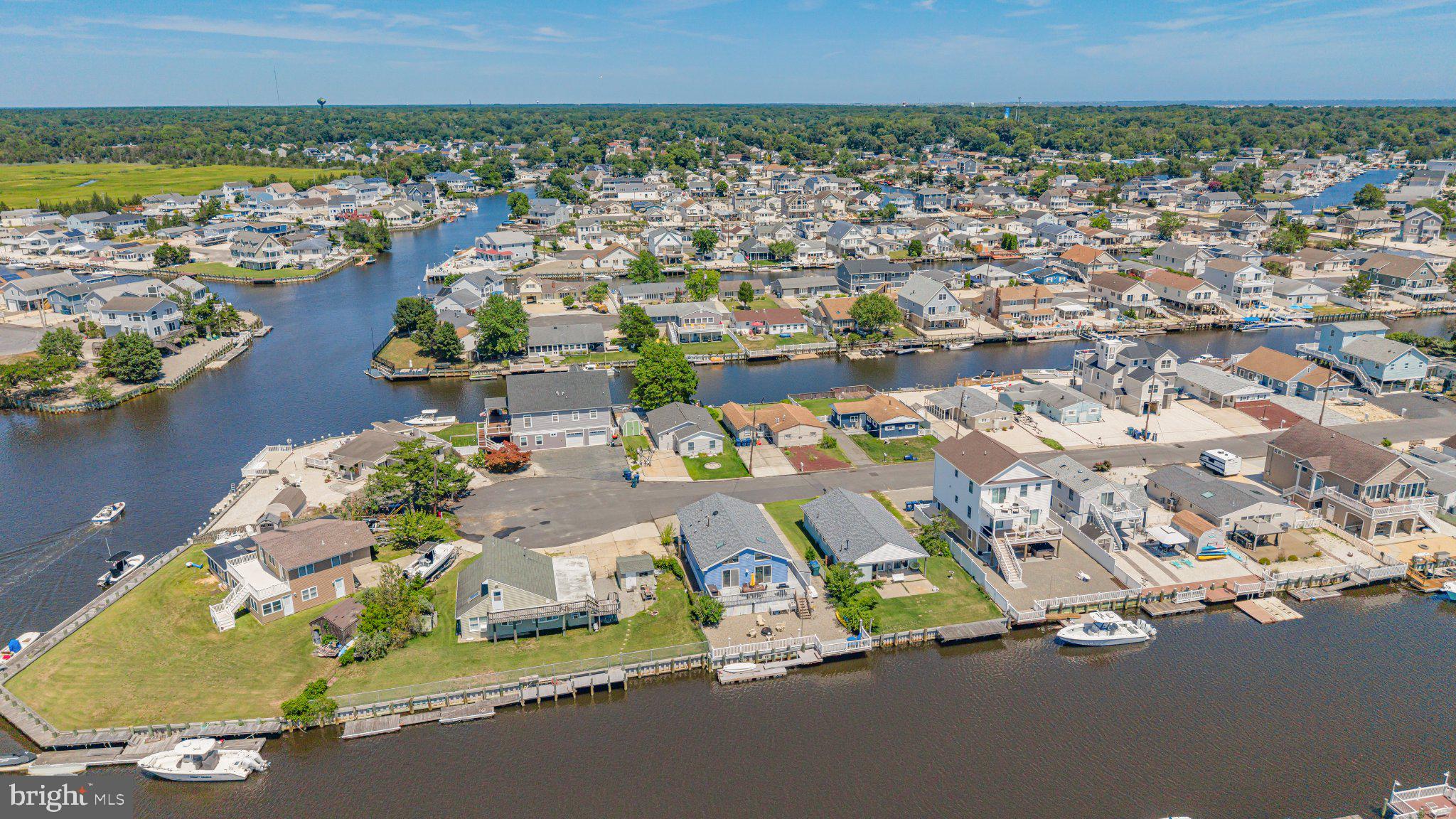 33 W MULLICA ROAD