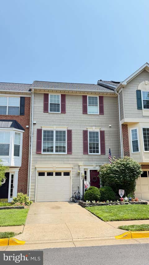 Photo of 6543 Kelsey Point Circle, ALEXANDRIA, VA 22315 (MLS # VAFX2335550)