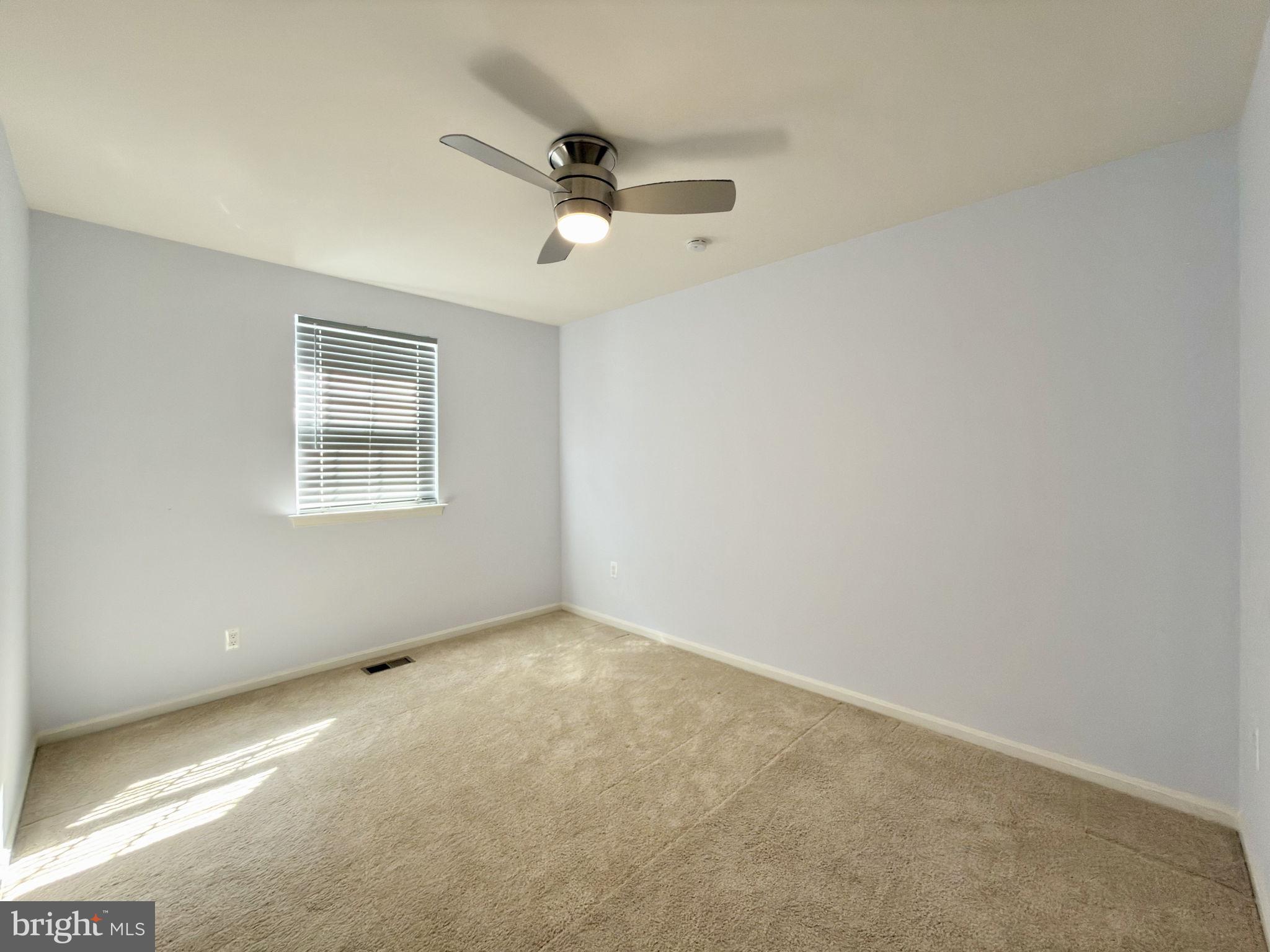 PORT O DUMFRIES - Residential Lease