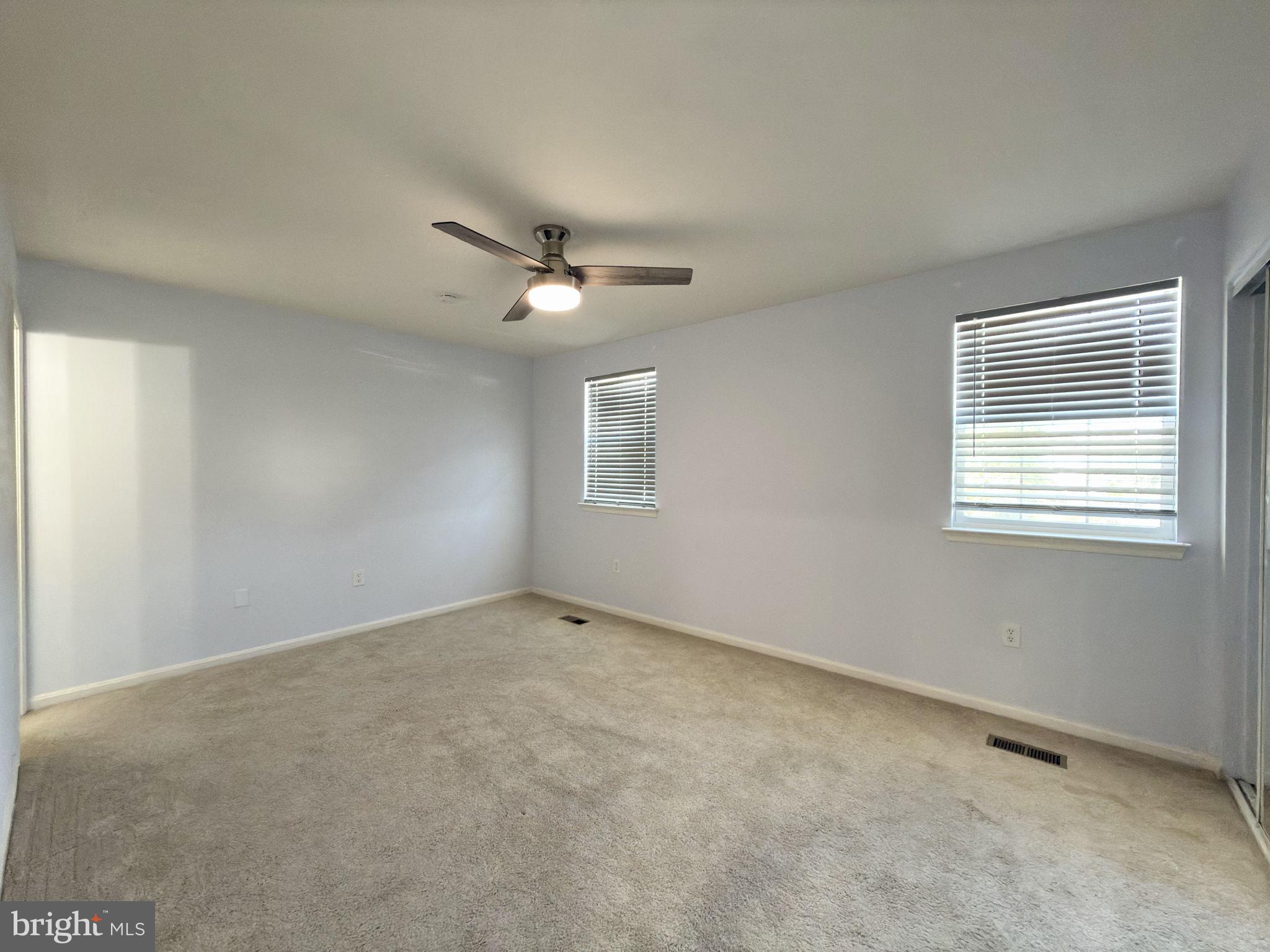 PORT O DUMFRIES - Residential Lease