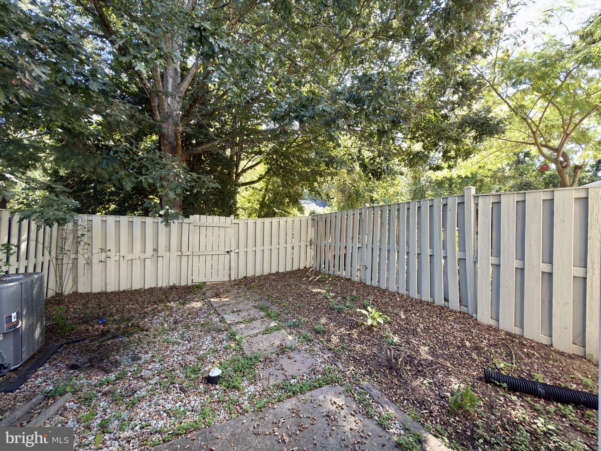 PORT O DUMFRIES - Residential Lease