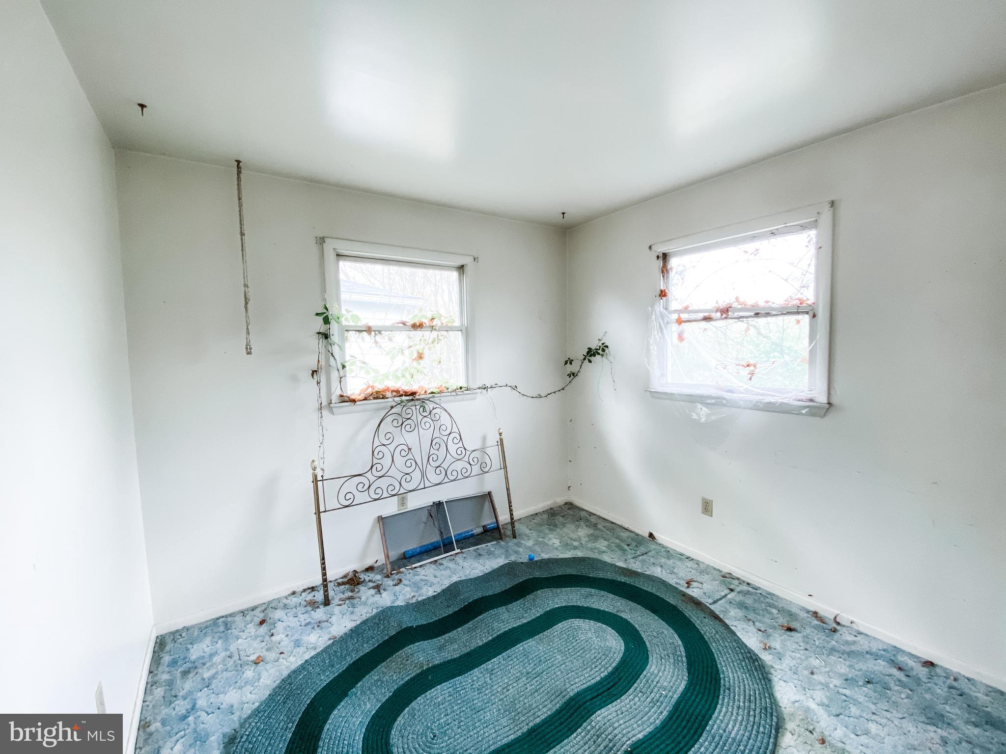 SOUTH END - Residential