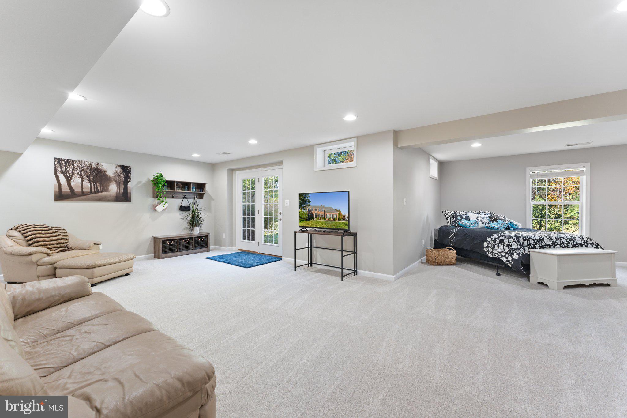 BROOKSIDE - Residential