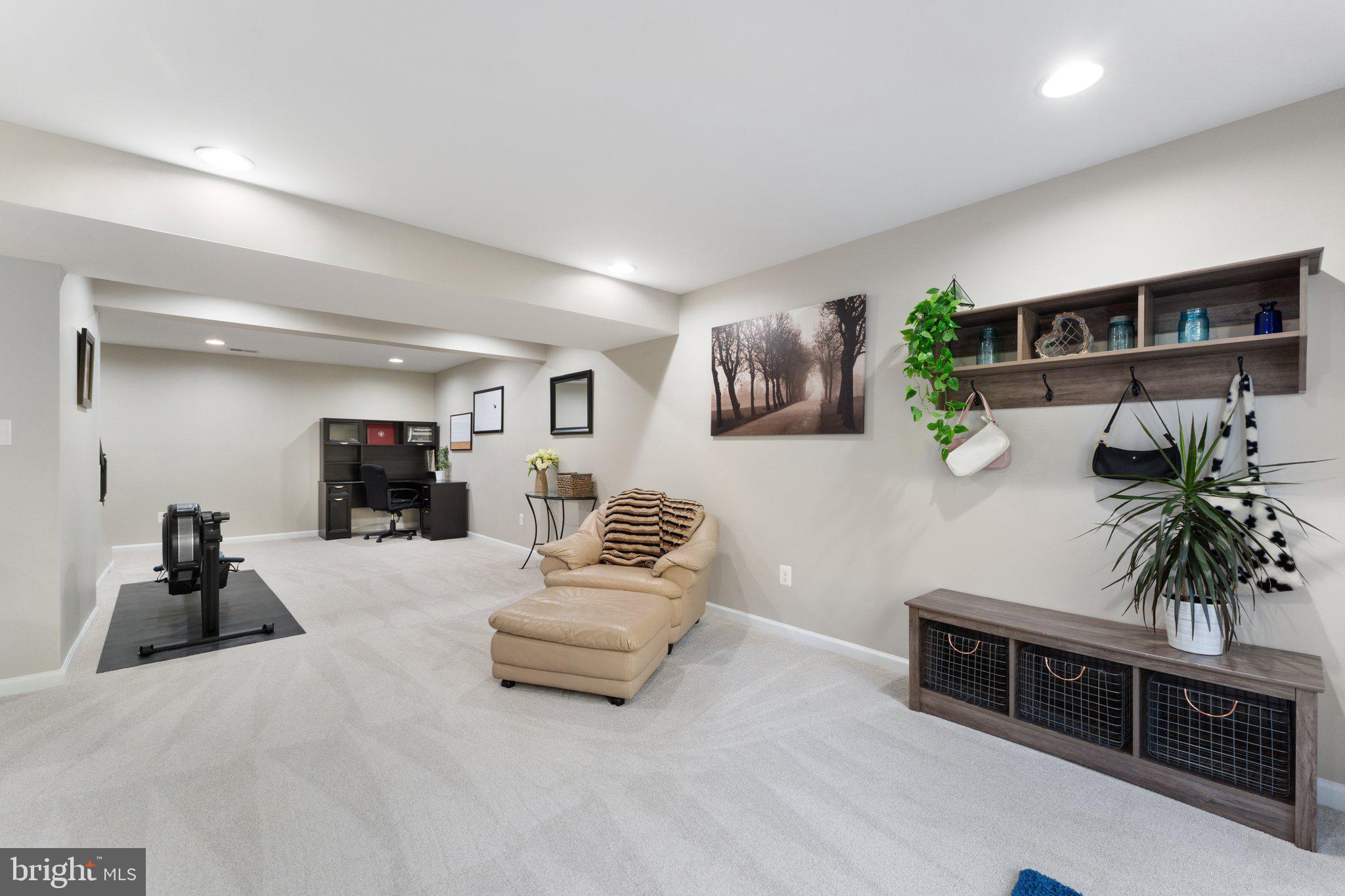 BROOKSIDE - Residential