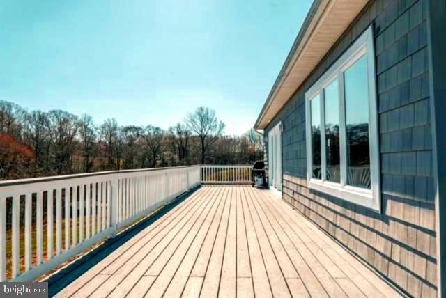 OYSTER SHELL LANDING - Residential