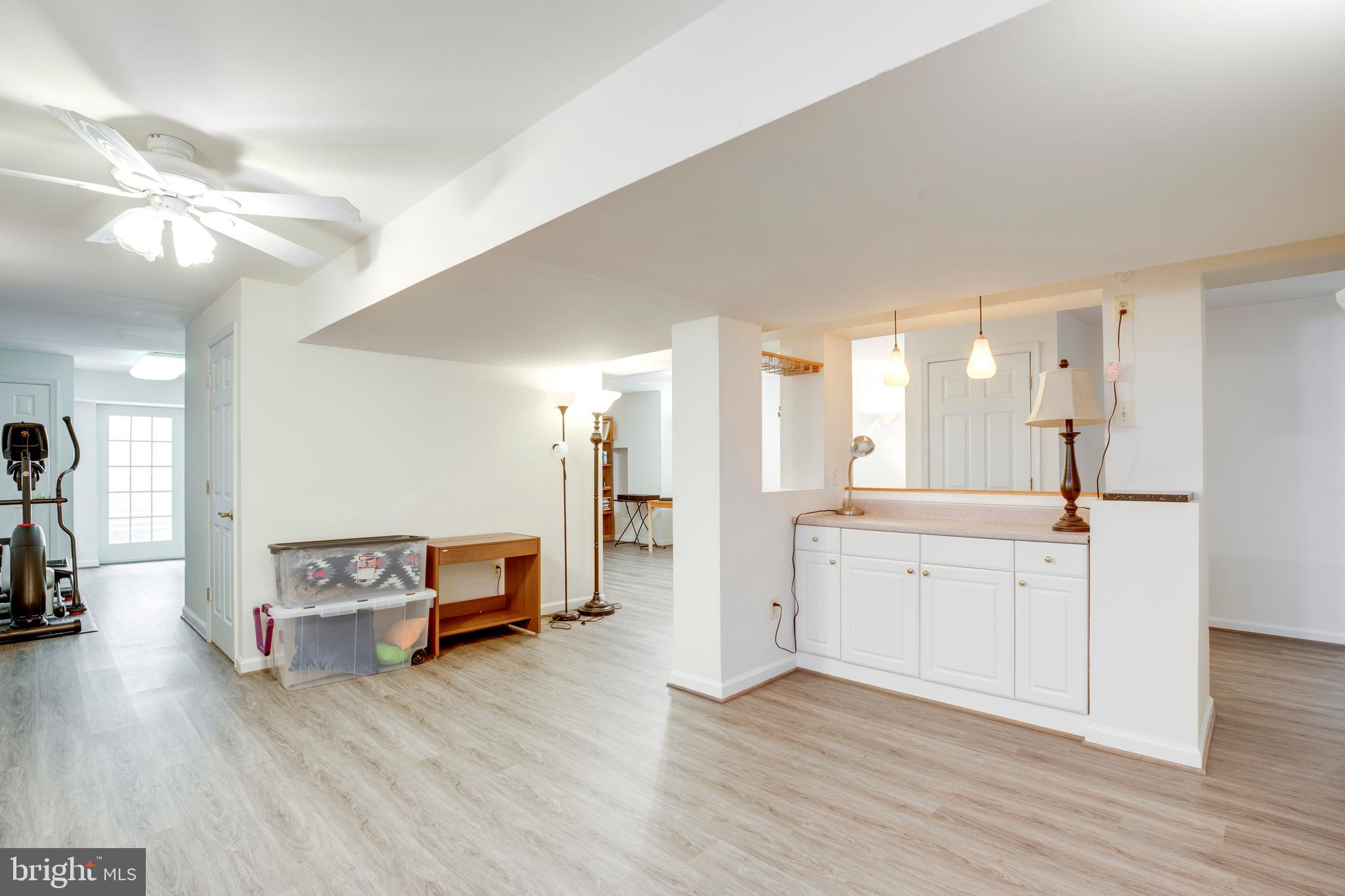 CENTURY OAK - Residential Lease