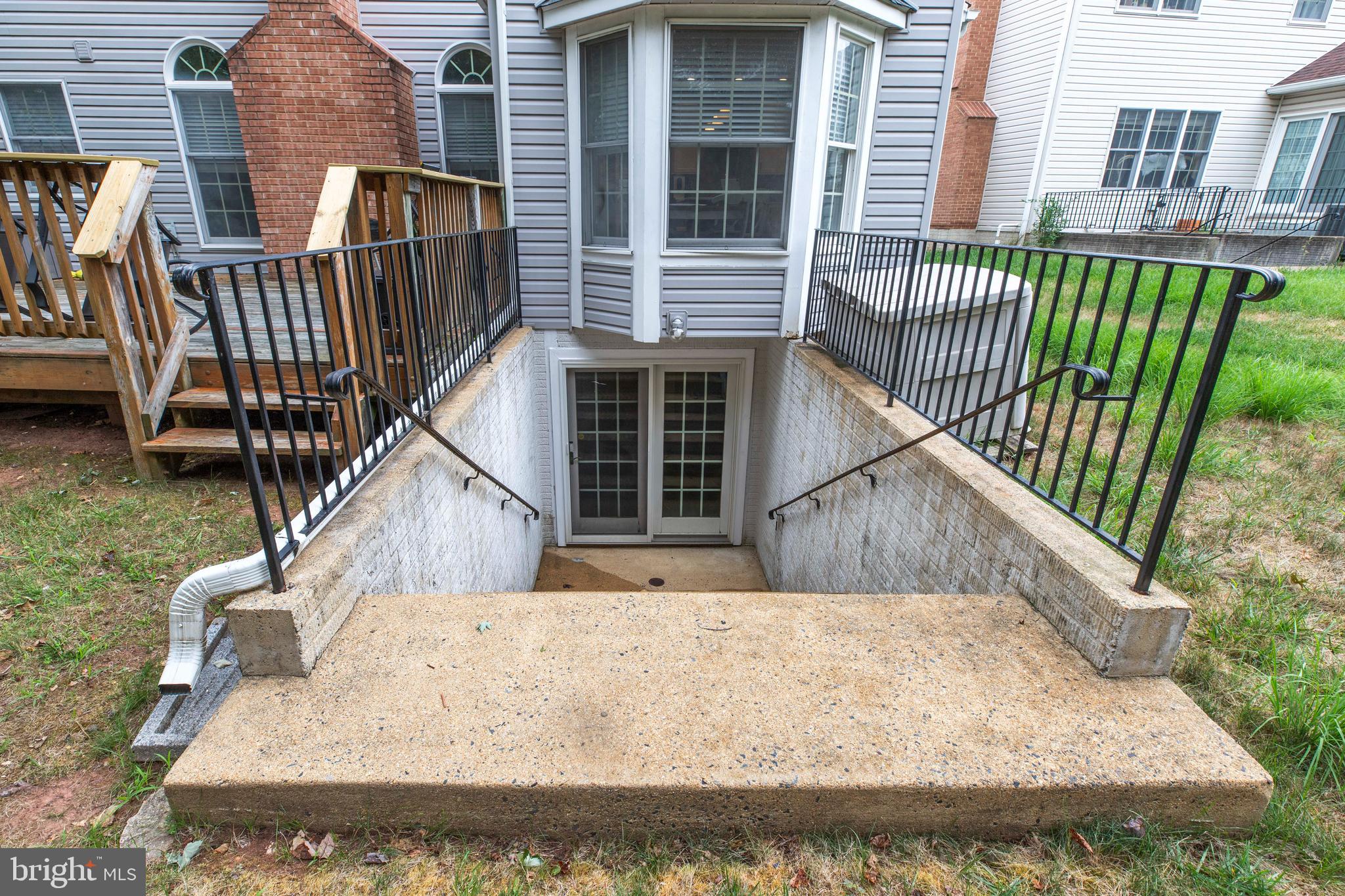 CENTURY OAK - Residential Lease