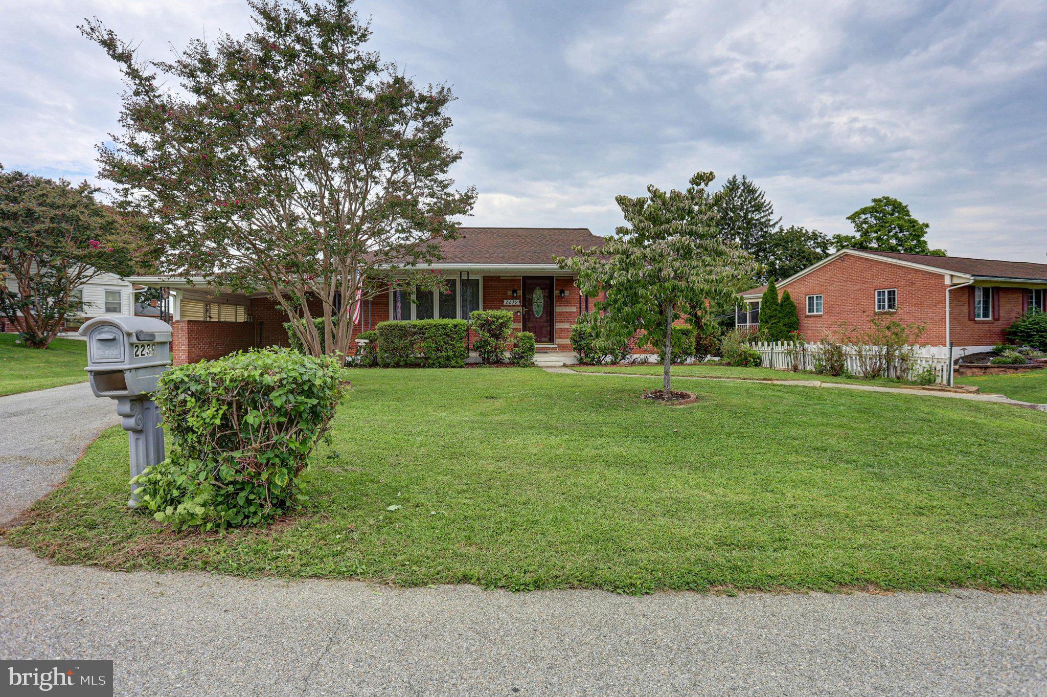 2239 BEVERLY DRIVE