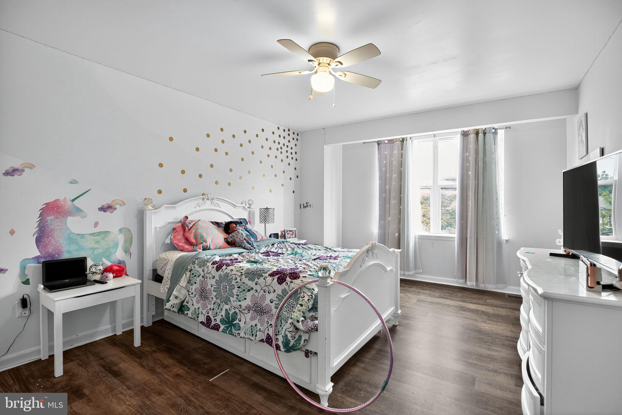 SOUTH HAMPTON SUB - Residential Lease