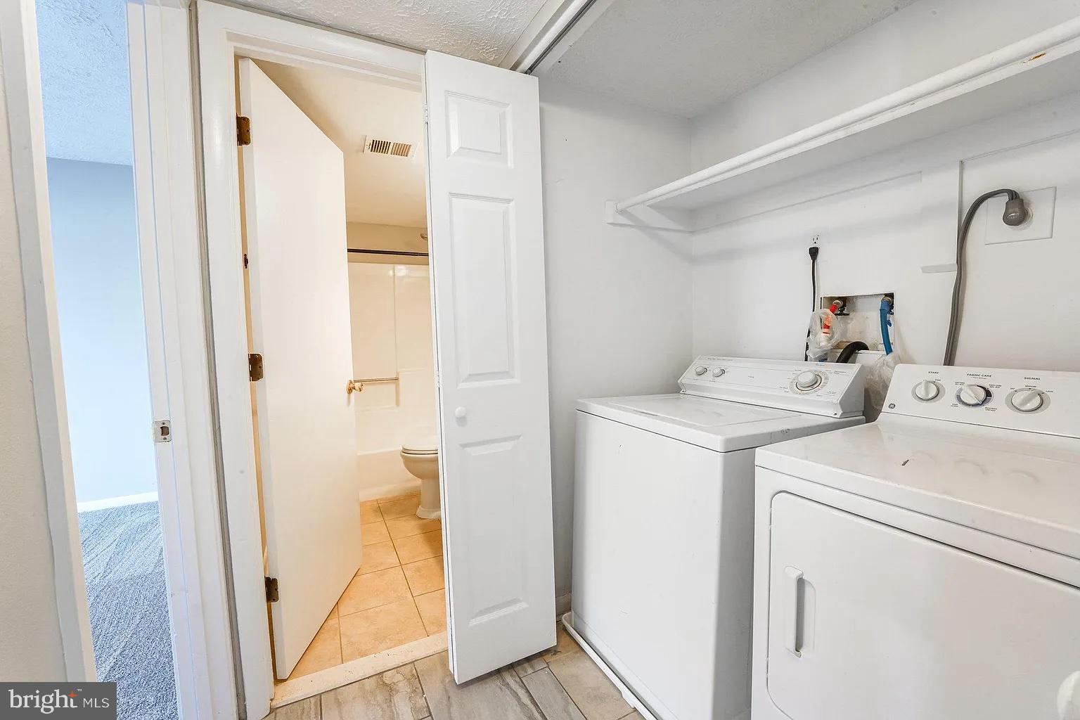 WESTOWNE VILLAGE - Residential Lease