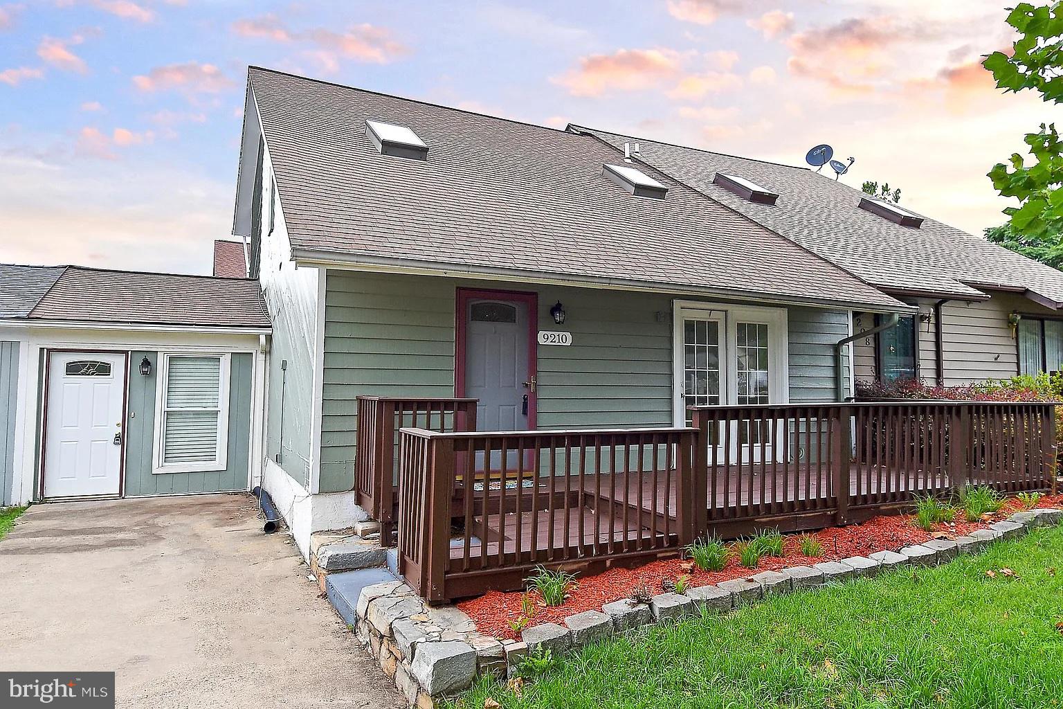 WESTOWNE VILLAGE - Residential Lease