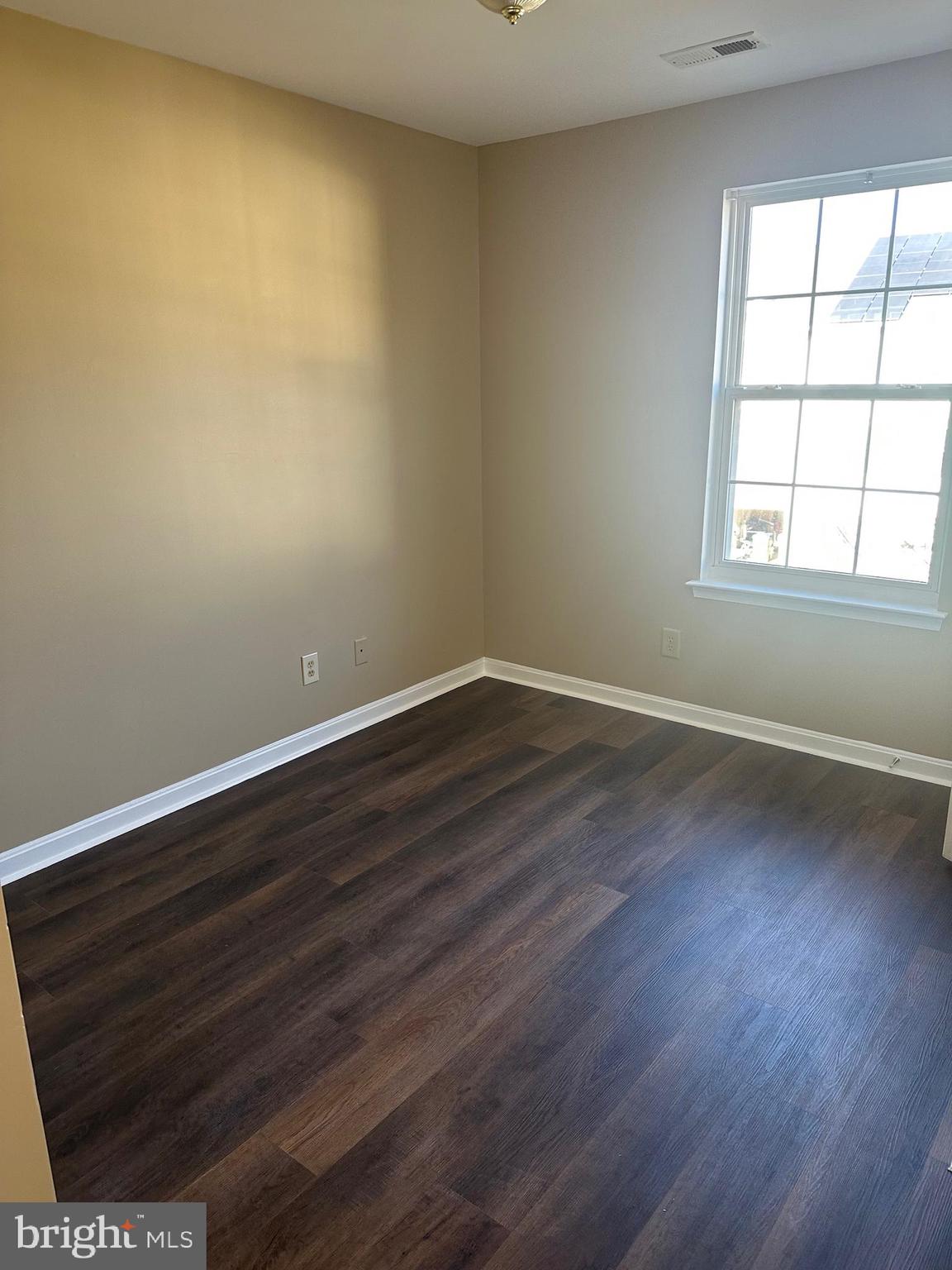 SALEM FIELDS - Residential Lease