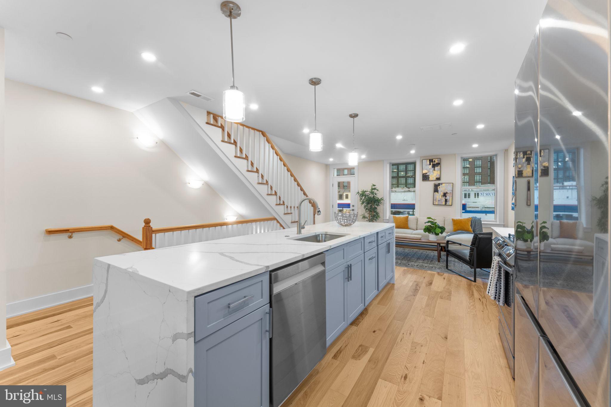 521 FLORIDA AVENUE NE 2