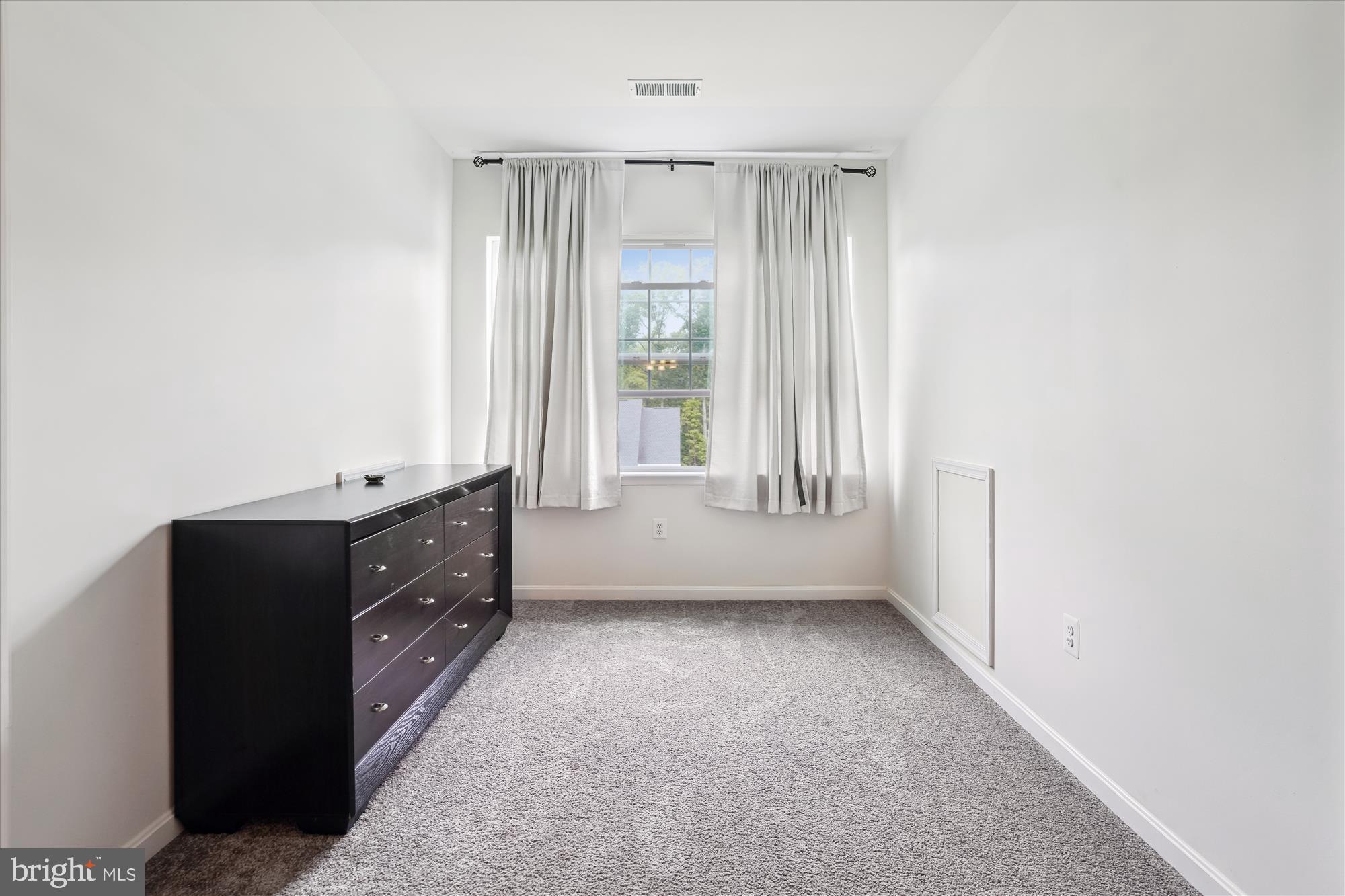 THE VILLAGES OF STEEPLECHASE - Residential