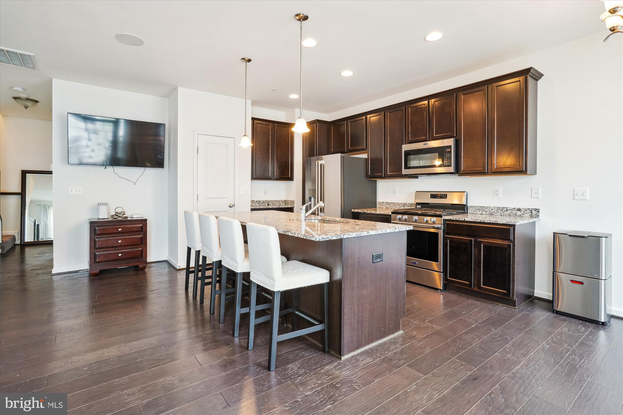 THE VILLAGES OF STEEPLECHASE - Residential