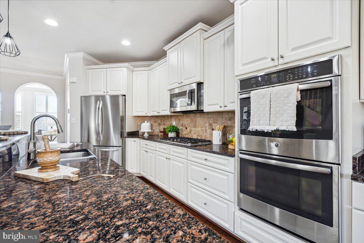 WESTWINDS - Residential