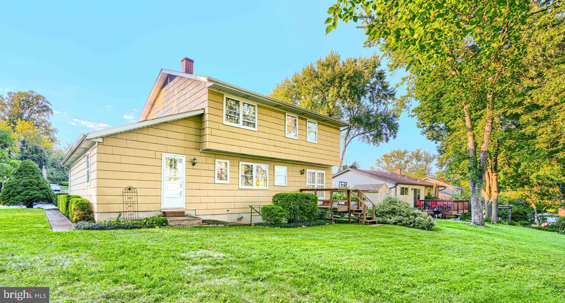 117 ROYAL OAK DRIVE