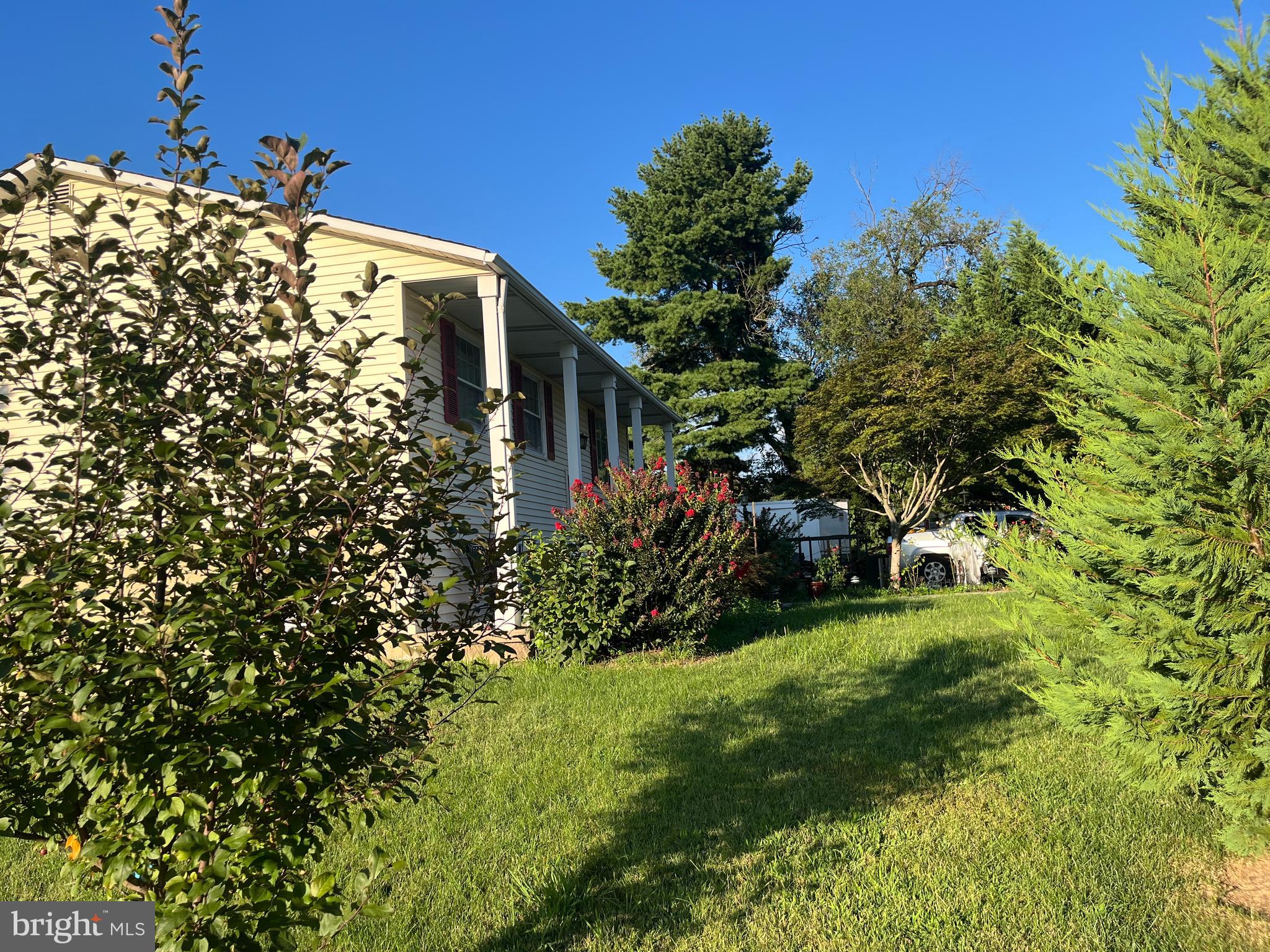 301 N ALDER AVENUE