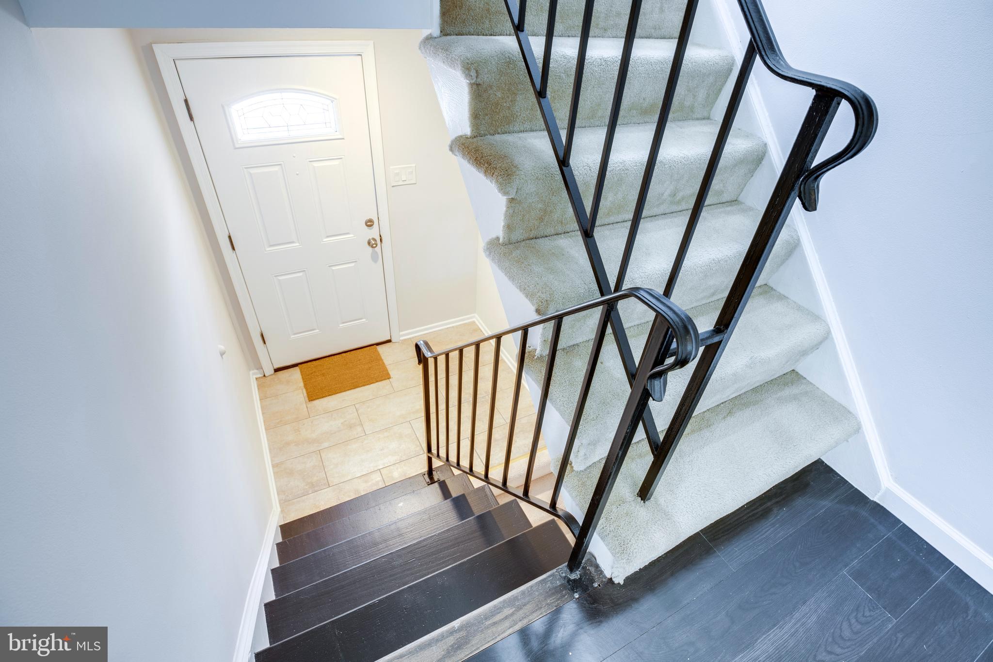 LAKE BRADDOCK - Residential