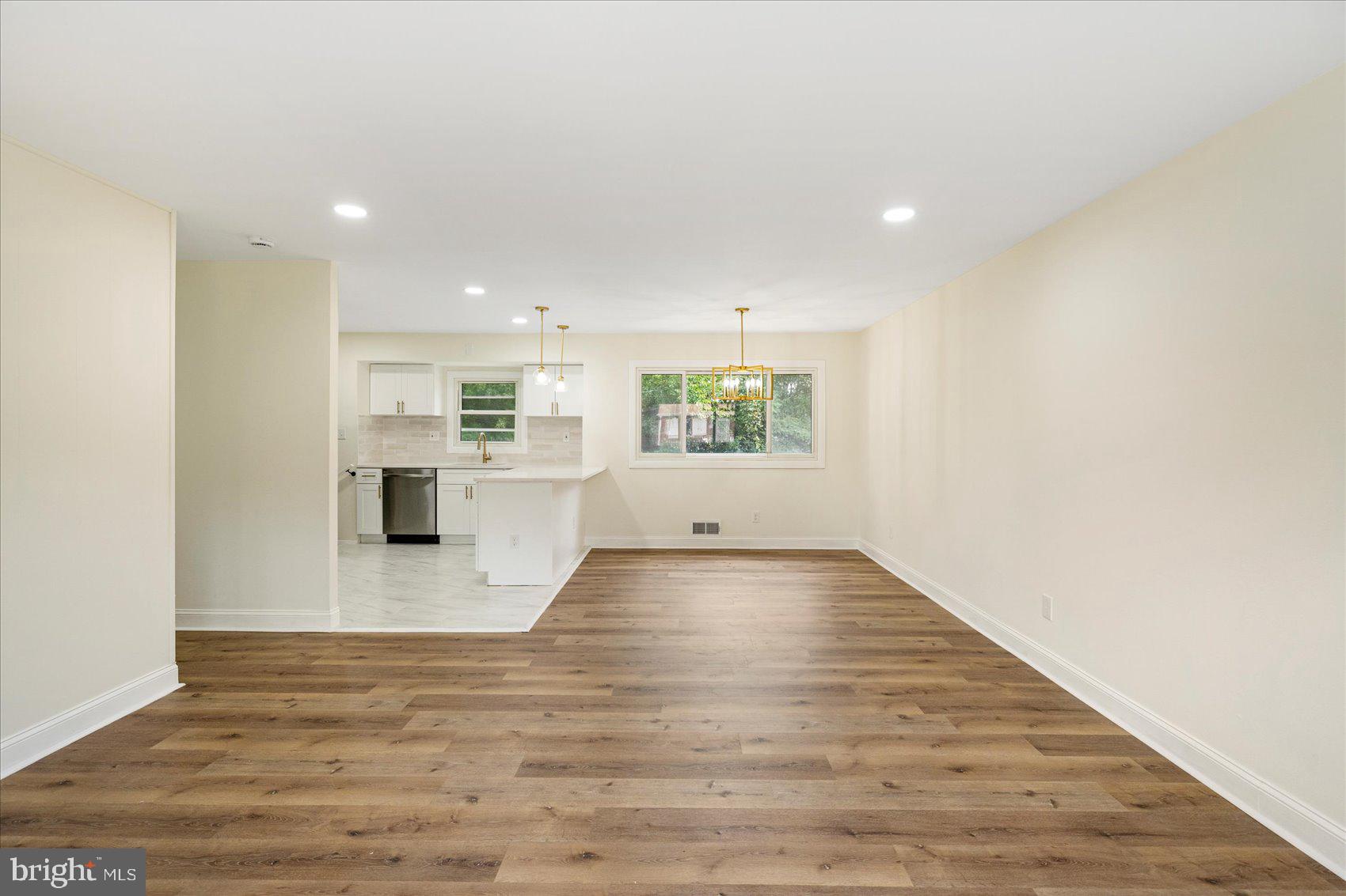 DEERFIELD - Residential