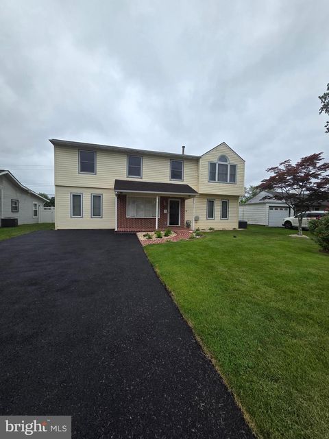 632 AUBURN ROAD FAIRLESS HILLS PA 19030
