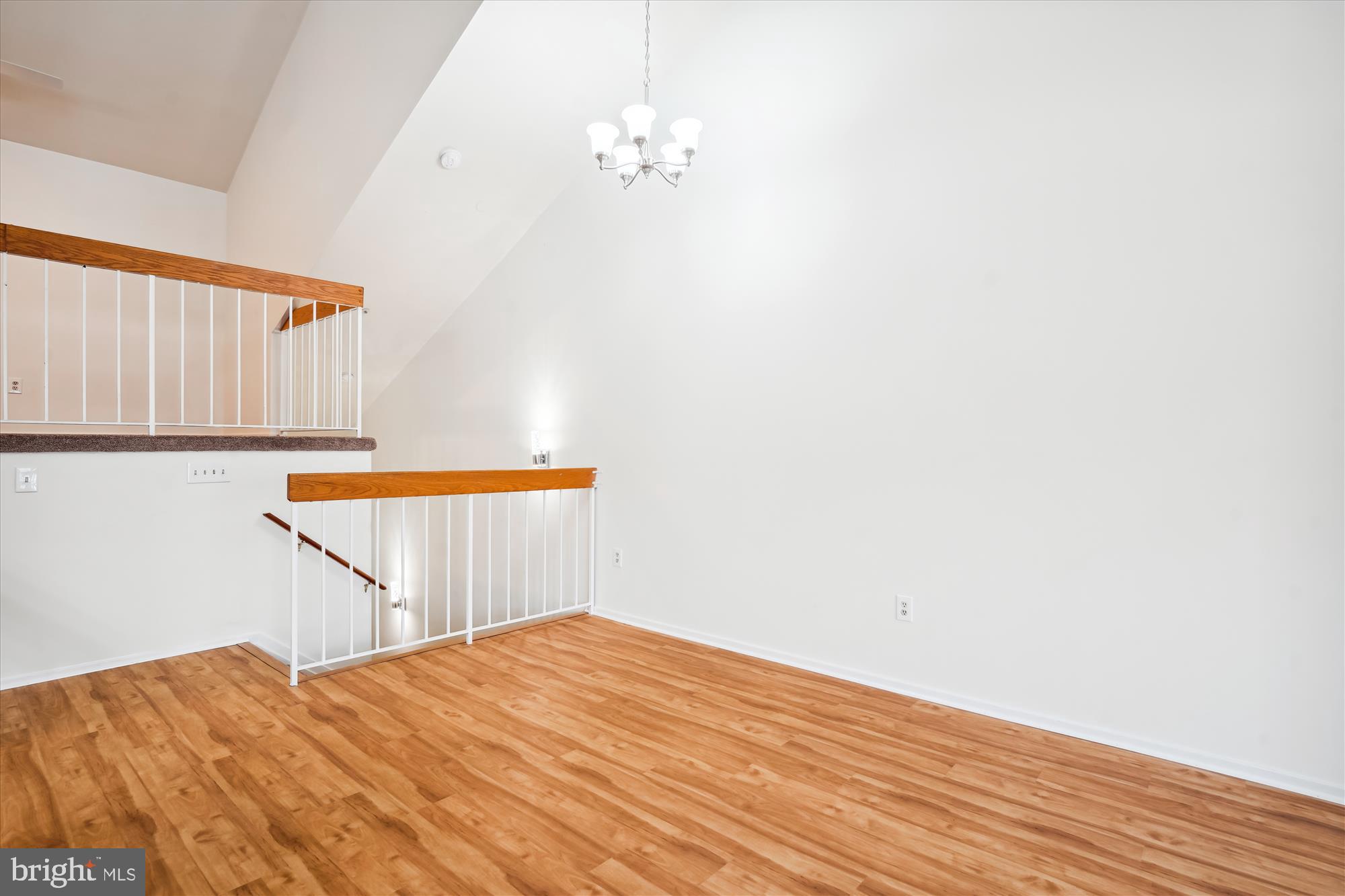 THE MONTEREY - Residential