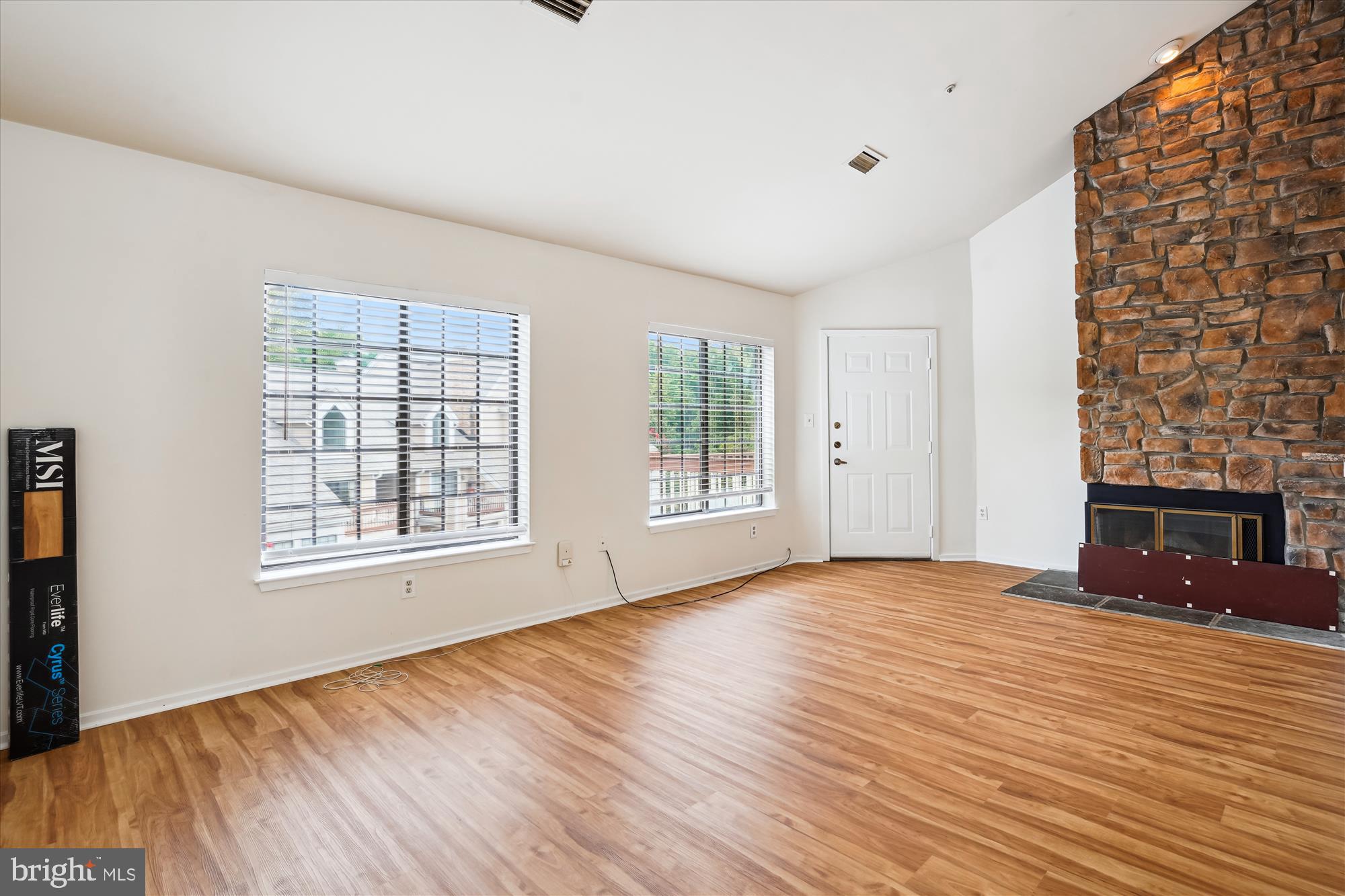 THE MONTEREY - Residential