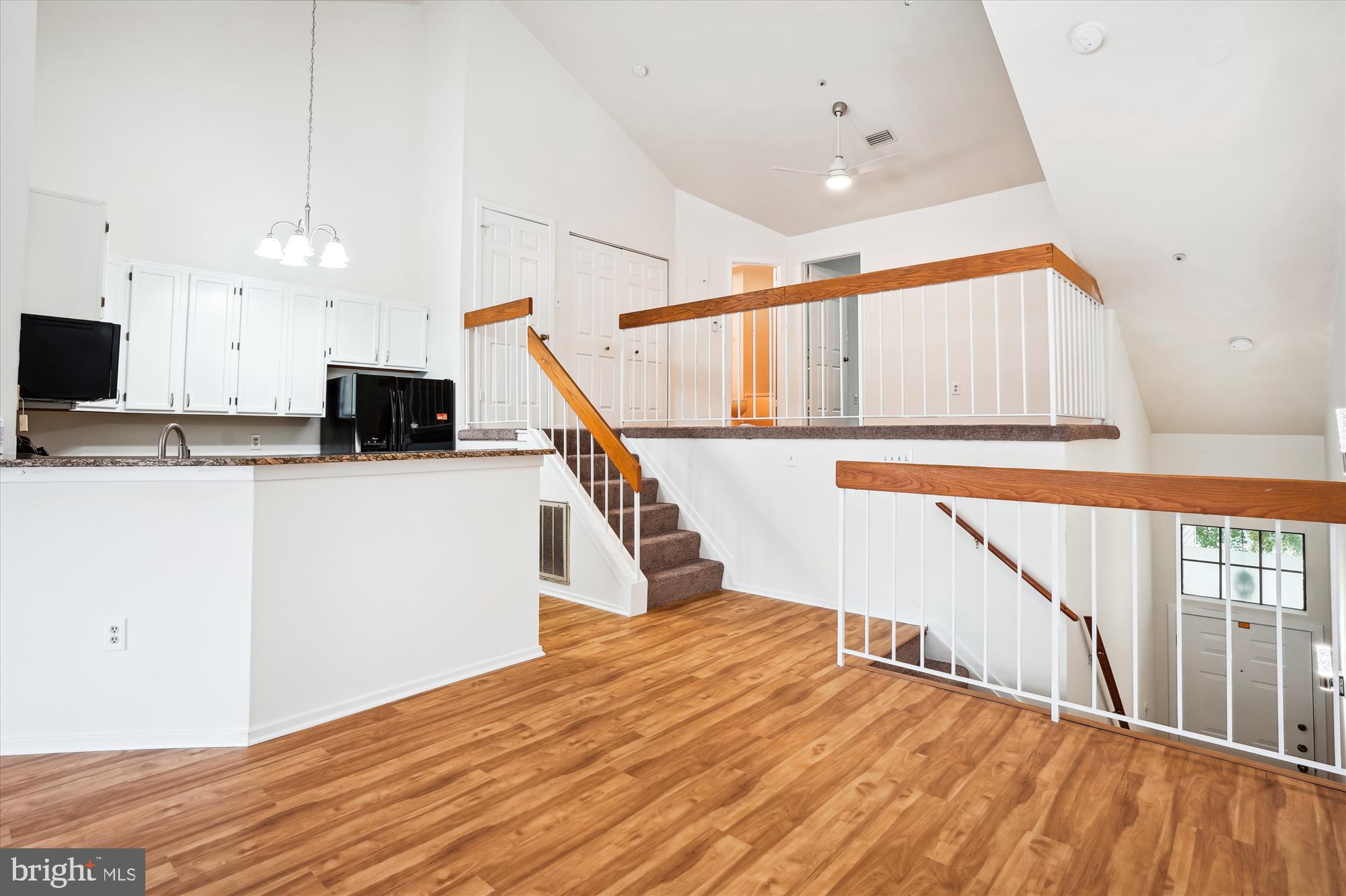 THE MONTEREY - Residential