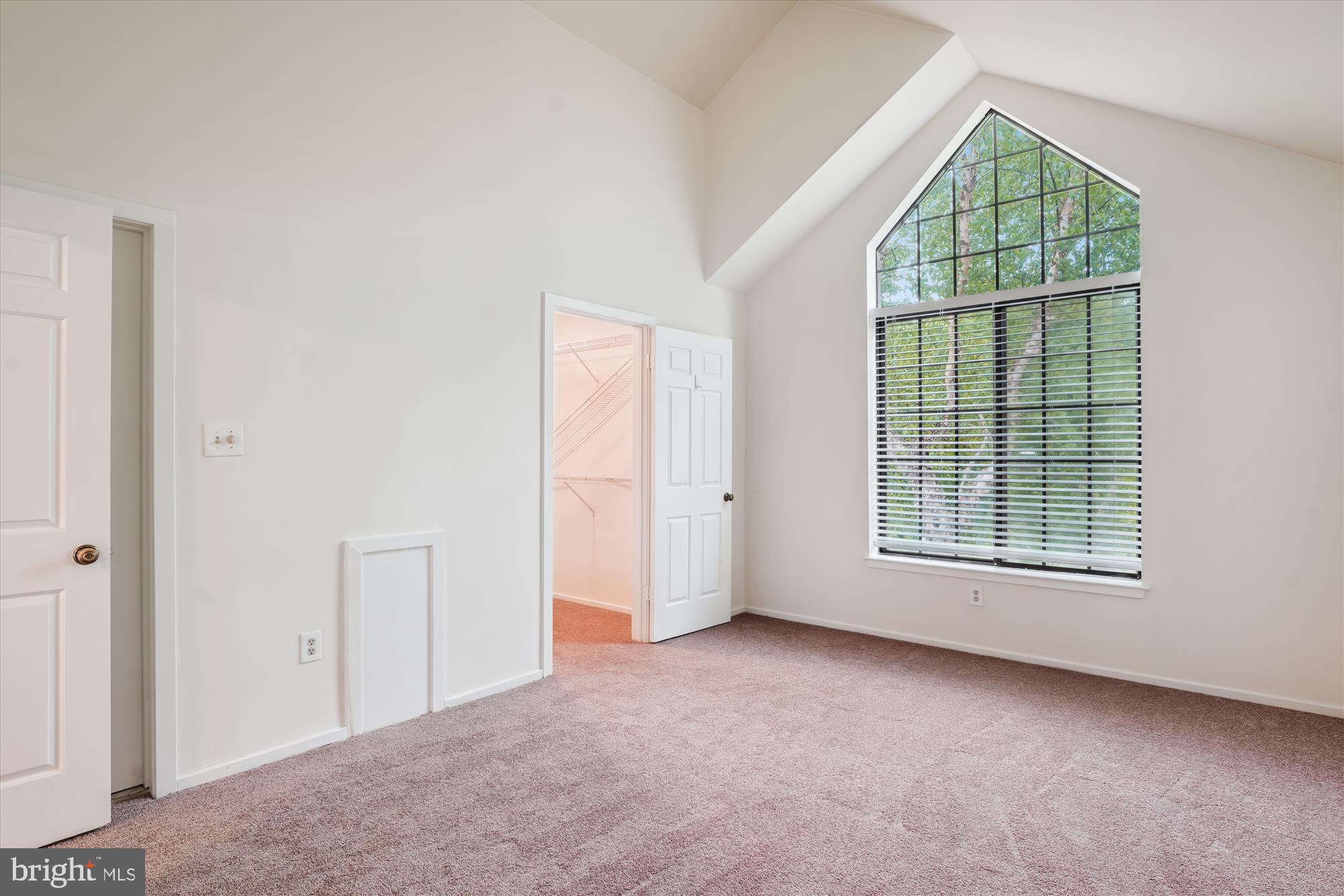 THE MONTEREY - Residential