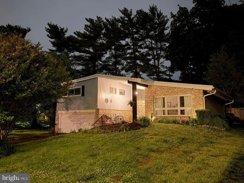 Photo of 459 Harrison Avenue, GLENSIDE, PA 19038 (MLS # PAMC2181014)