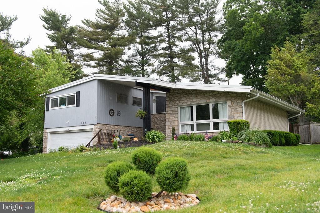 Photo of 459 Harrison Avenue, GLENSIDE, PA 19038 (MLS # PAMC2181014)