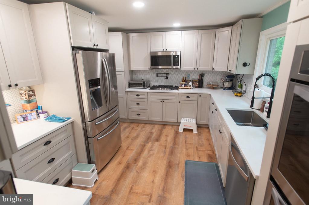 GLENSIDE - Residential