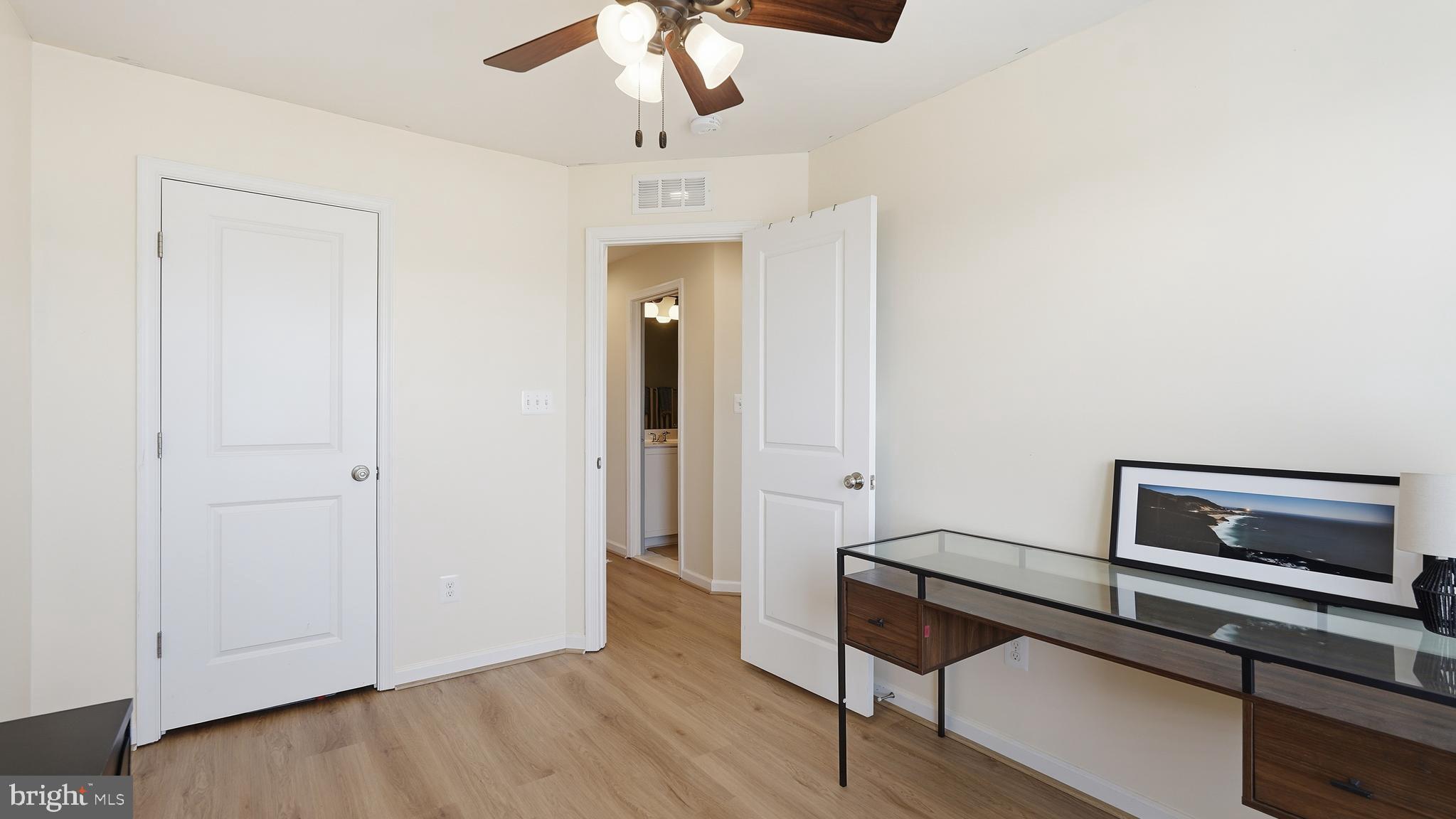 EMBREY MILL - Residential